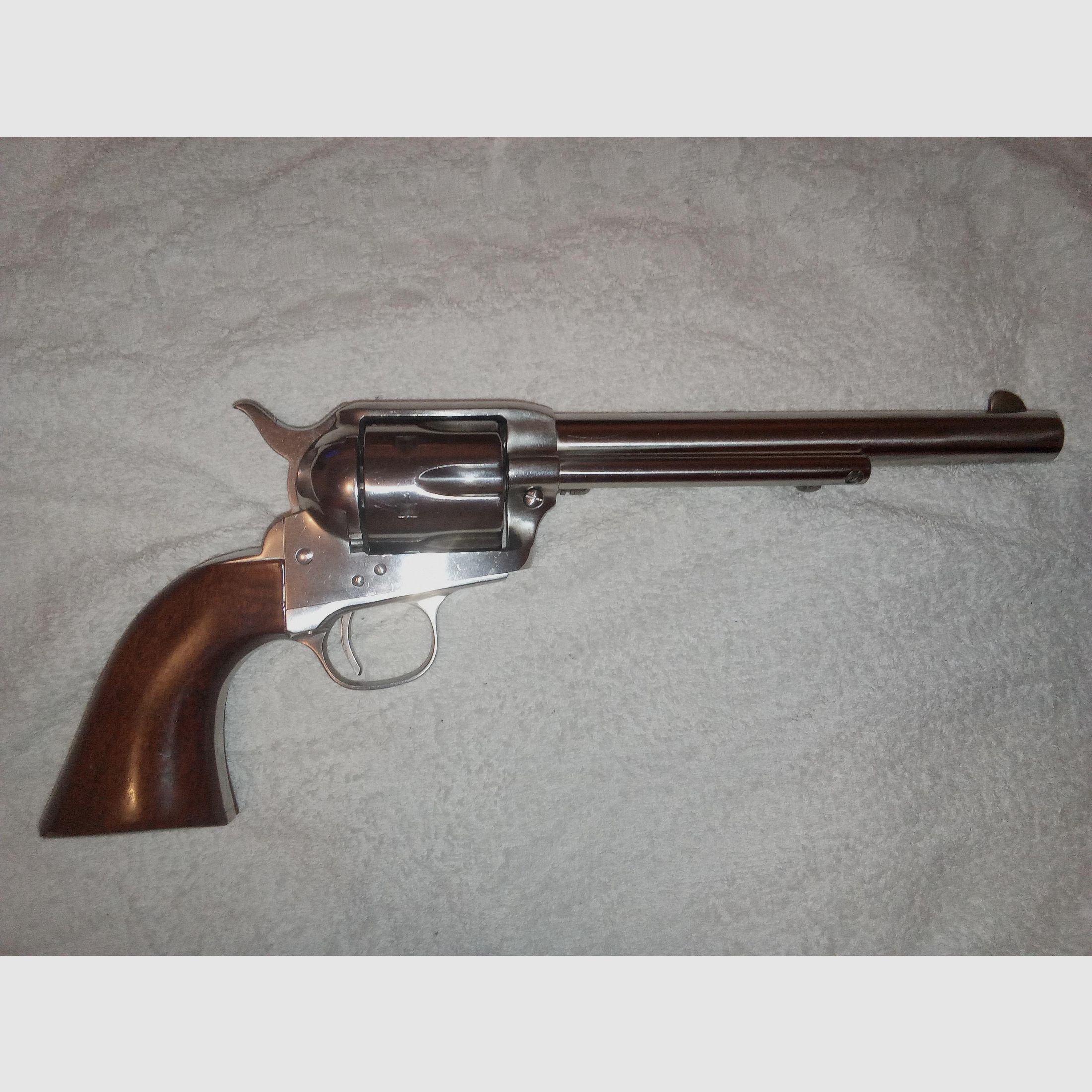 Revolver Uberti 1873 Cattleman Kaliber 357 Magnum lufa 5.1/2" KATEGORIA B