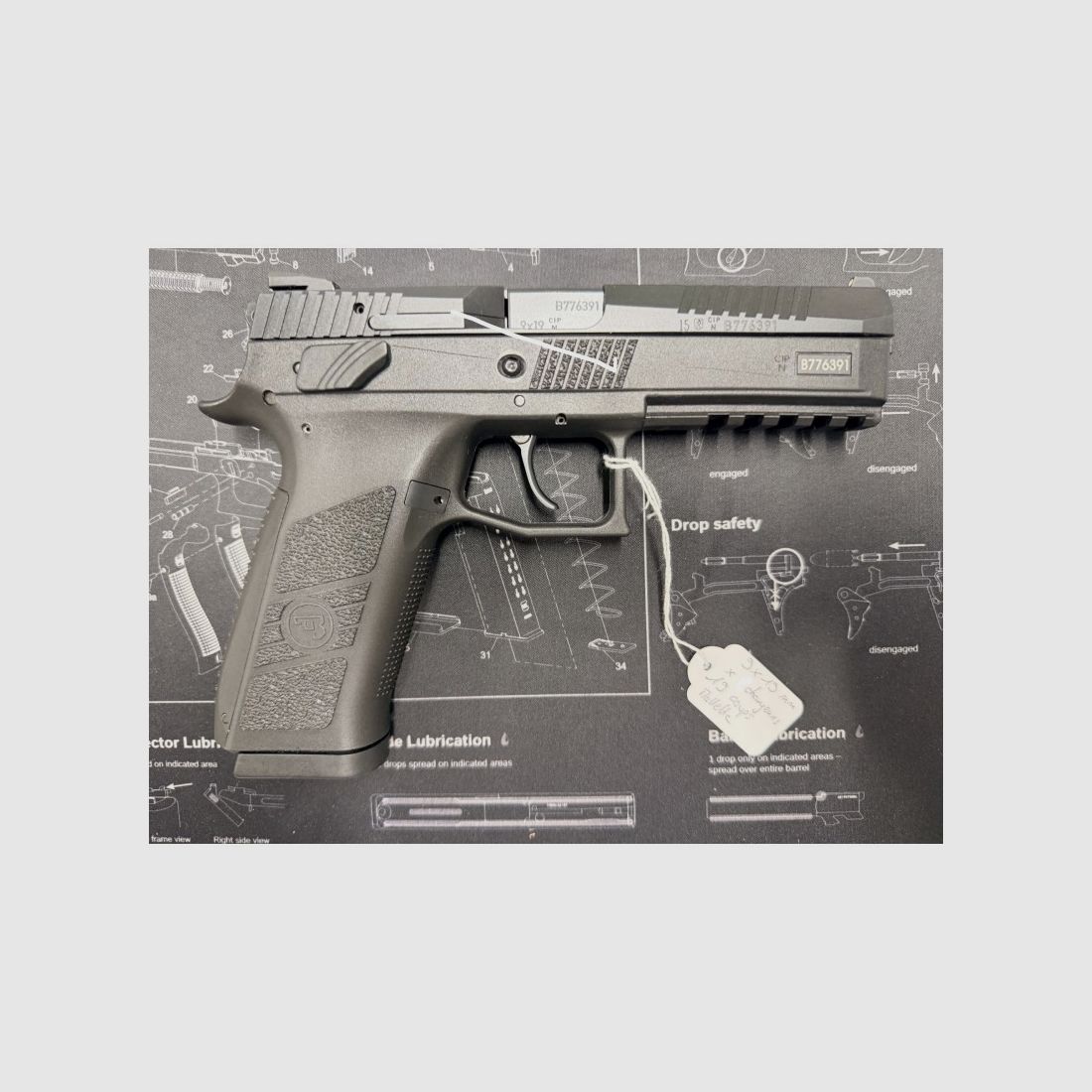 CZ P-09 9 mm gebraucht, Bild 2 von 3