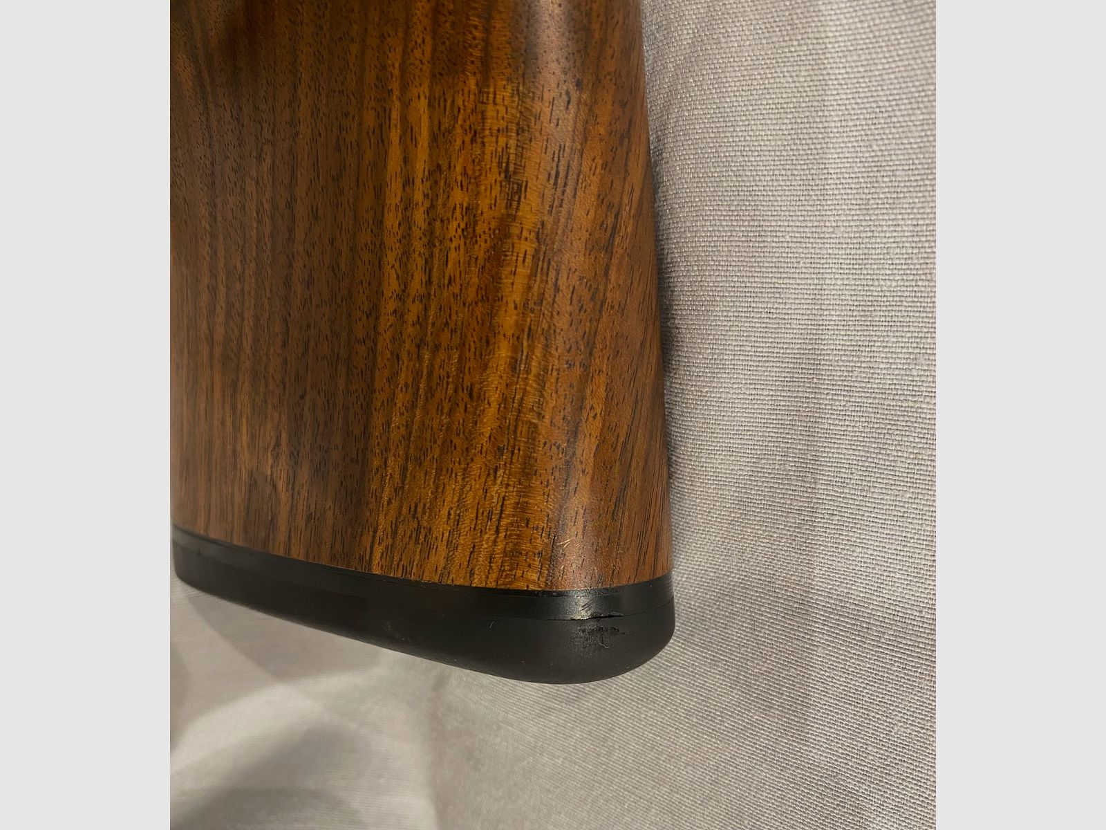 Blaser R8 Holz Standard mit Swarovski Sattelmontage 