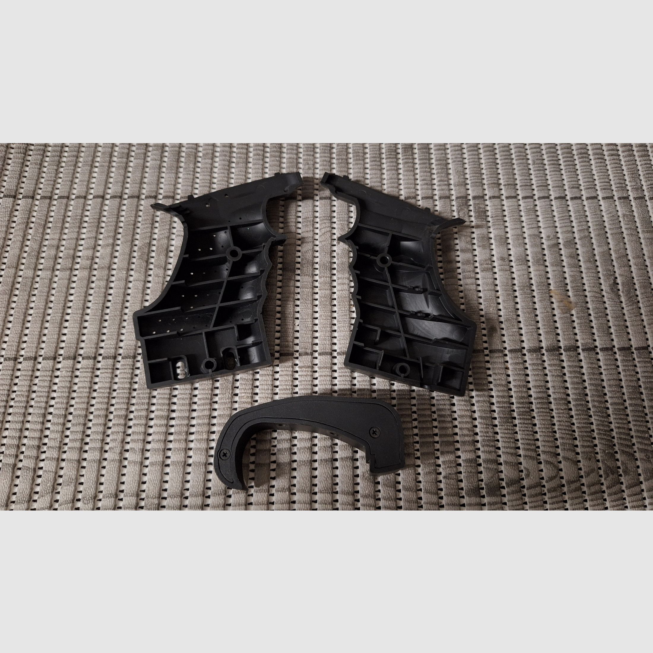 Poignée de forme pour pistolet à air Zoraki HP01 gaucher noir