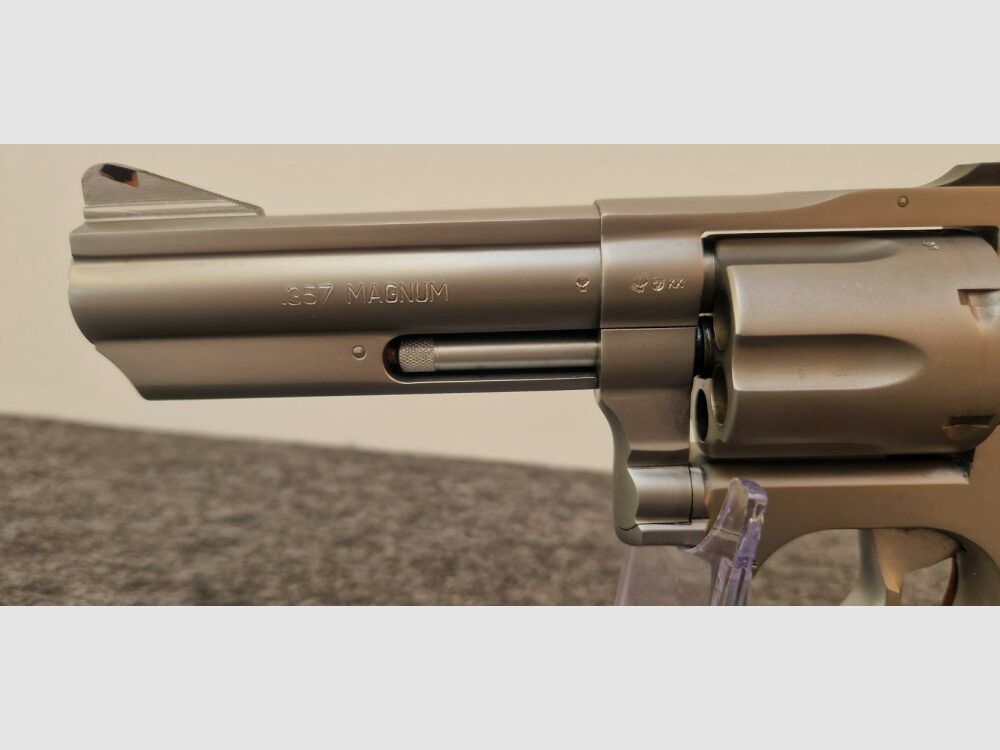 Taurus	 Revolver 669 Service - .357 Mag.