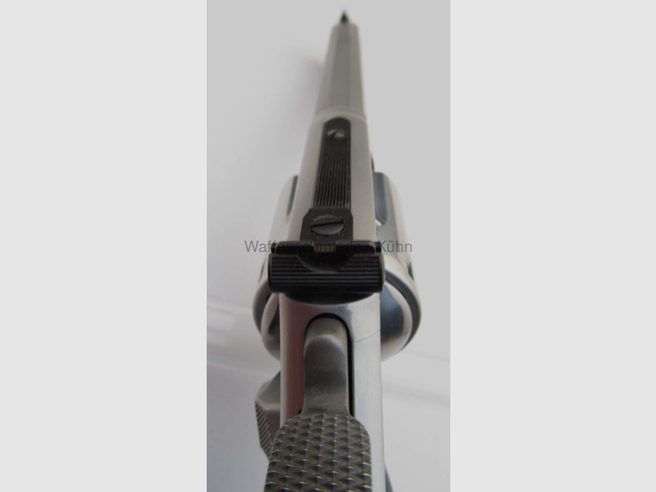 Smith & Wesson 617