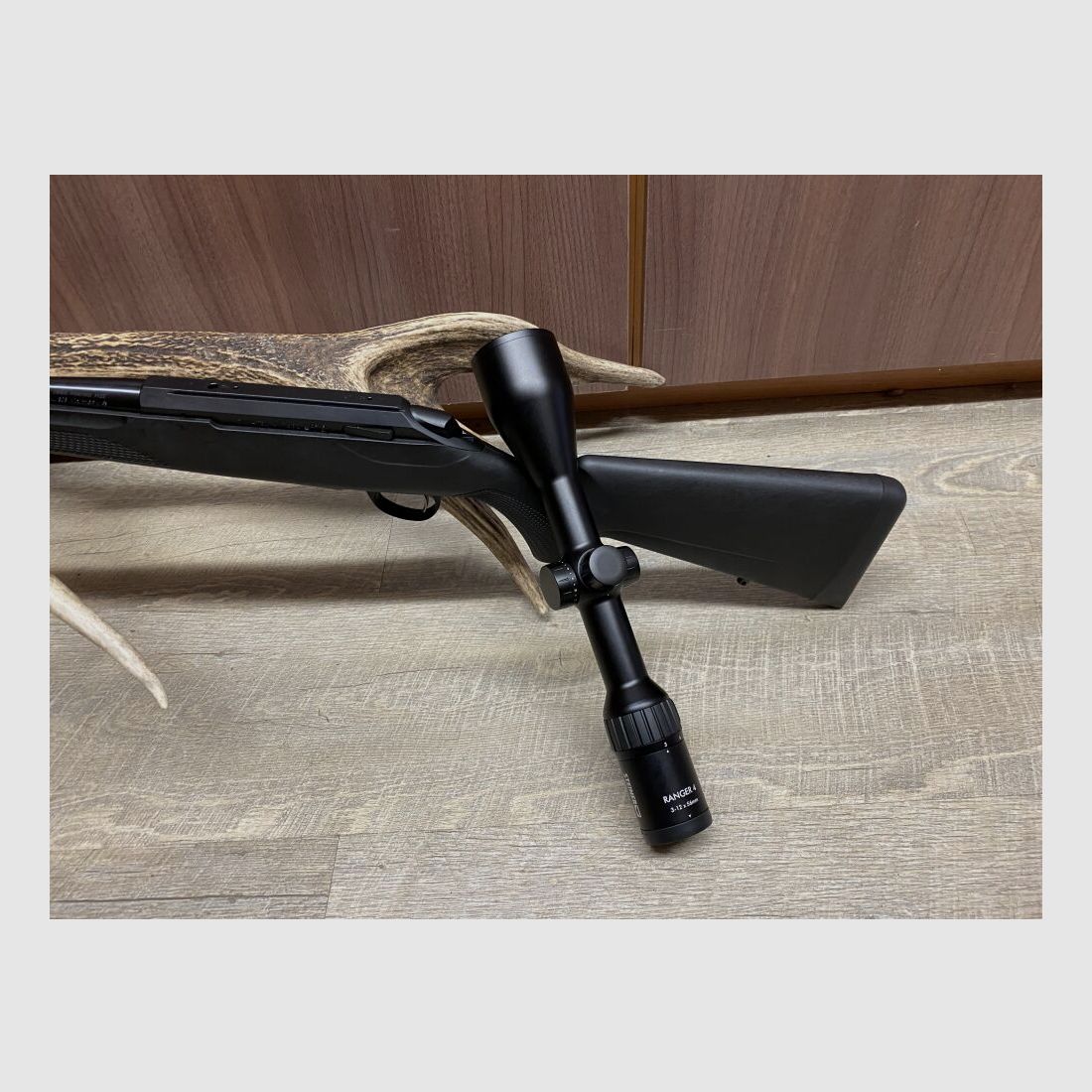 Tikka T3x Lite, z Steiner Ranger 4 3-12x56