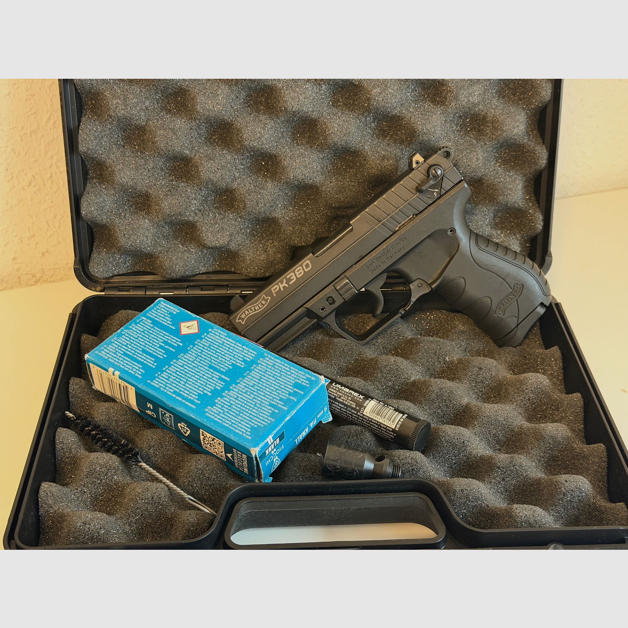 Pistola de gas de alarma Walther PK 380 con cierre de acero y set