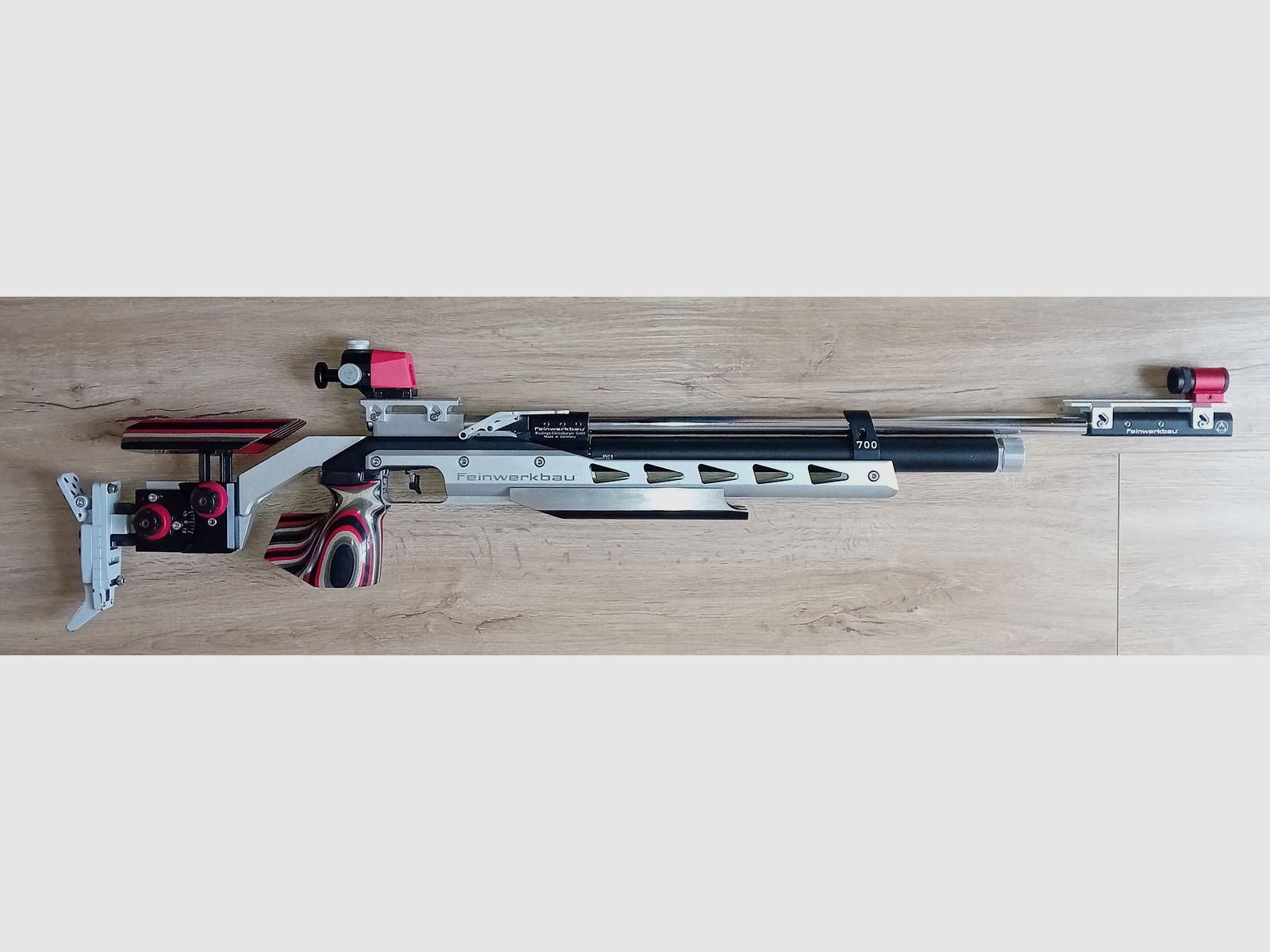 Press - Luftgewehr Feinwerkbau 700  ALU -  Rechts - Schaft