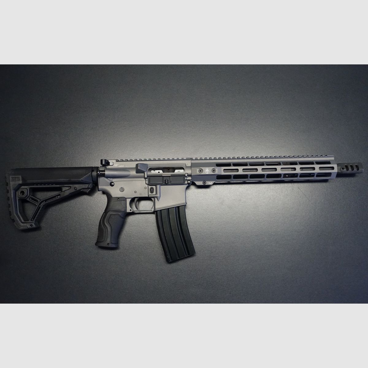 ADC M5 Swat Grey, Bild 1 von 5
