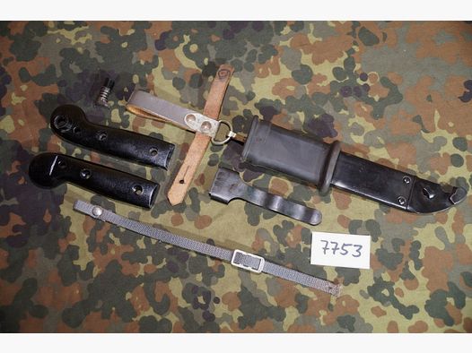 AK47 AKM Bajonett Ersatzteile Konvolut original Ex-NVA DDR kein RPK RPD PKM (7753)