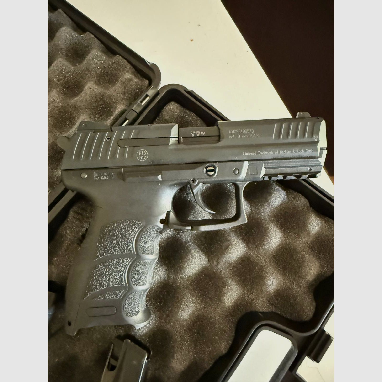 UMAREX Heckler & Koch P30 BLK