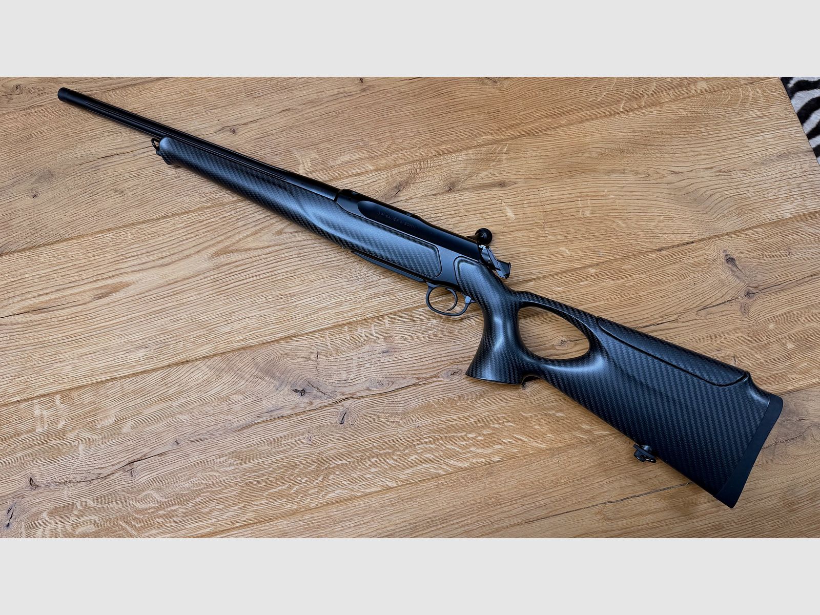 Sauer 505 XTC Black / 8,5x55 Blaser / 47cm canna / filettatura / senza mirino / pacchetto Highland