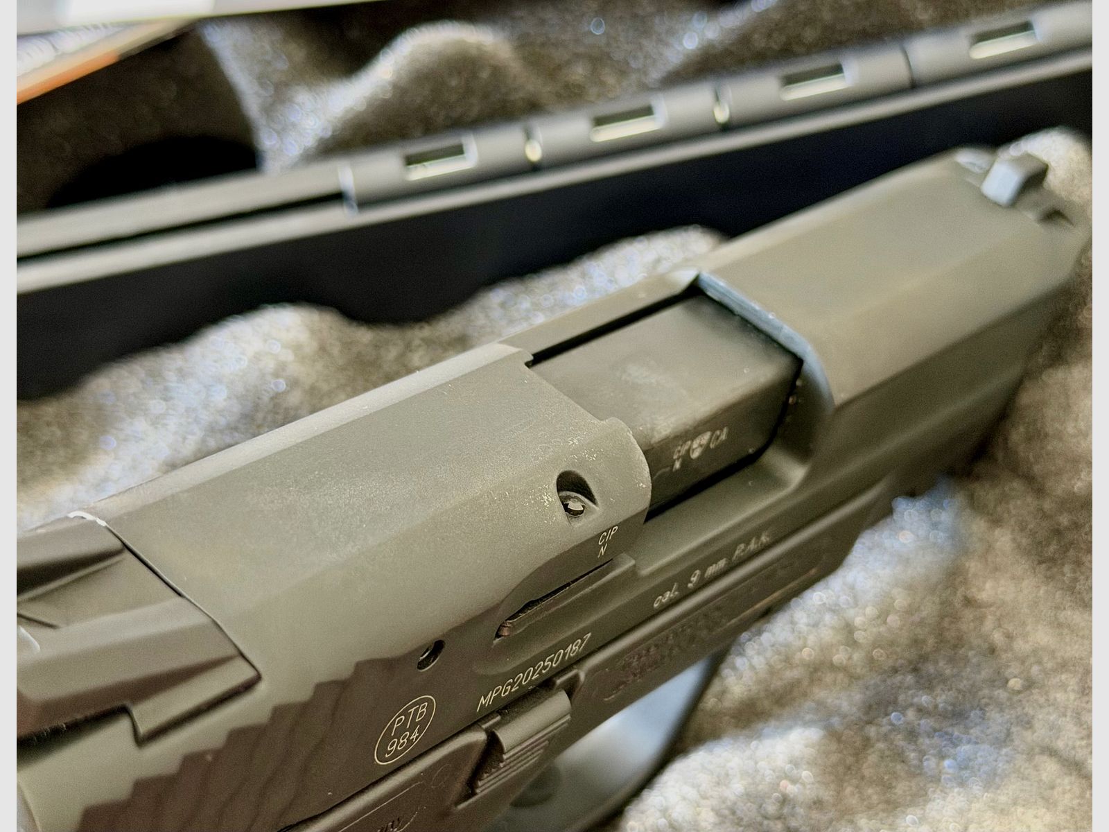 S&W M&P 9c - 9mm PAK - NEU