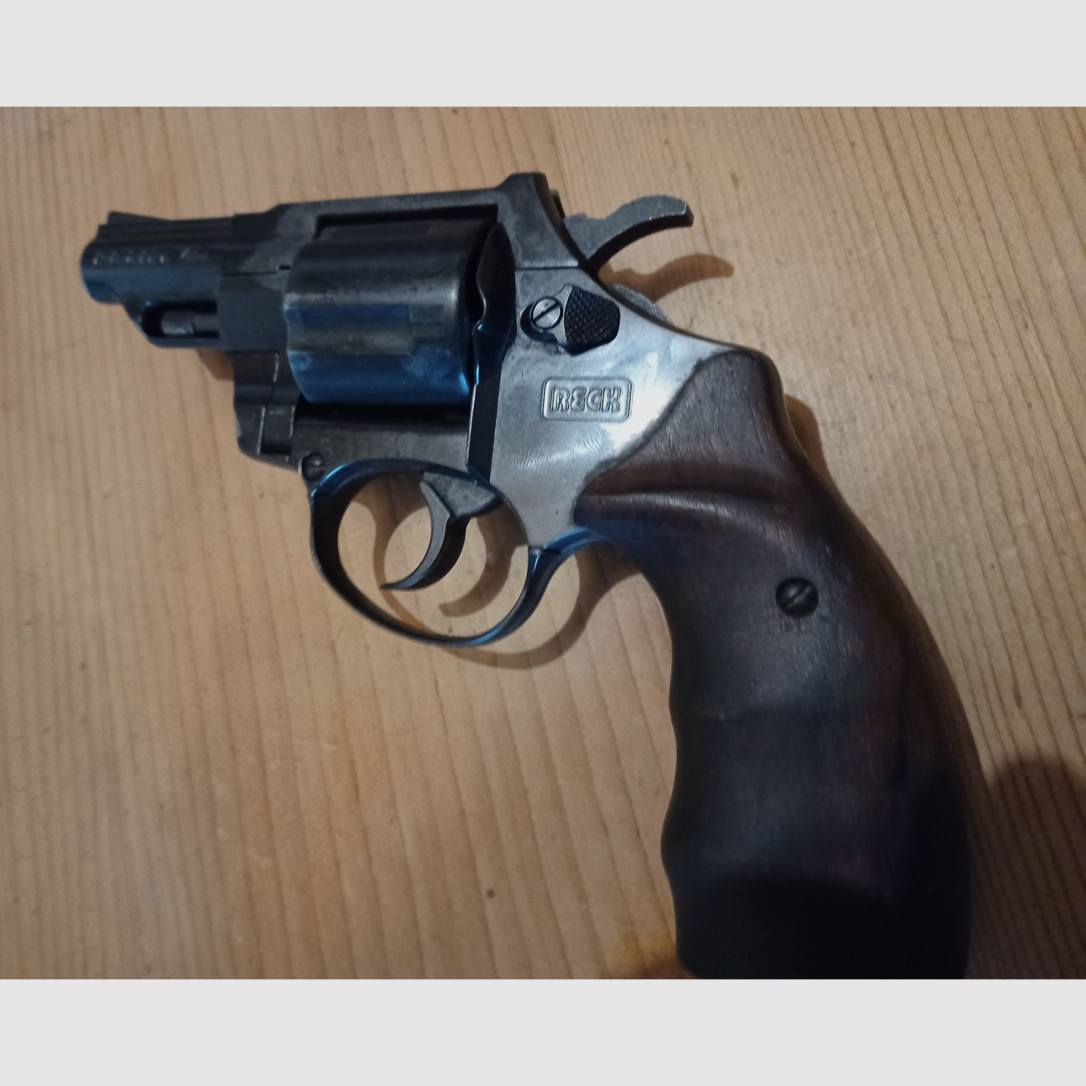 Reck revólver de fogueo Agente 45