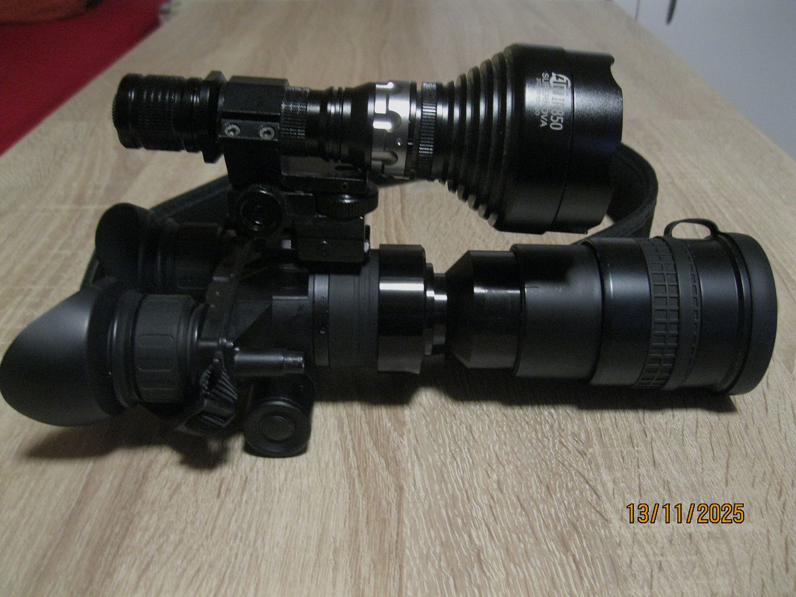 Dispositivo di visione notturna NYX Gen 2+ Armasight.