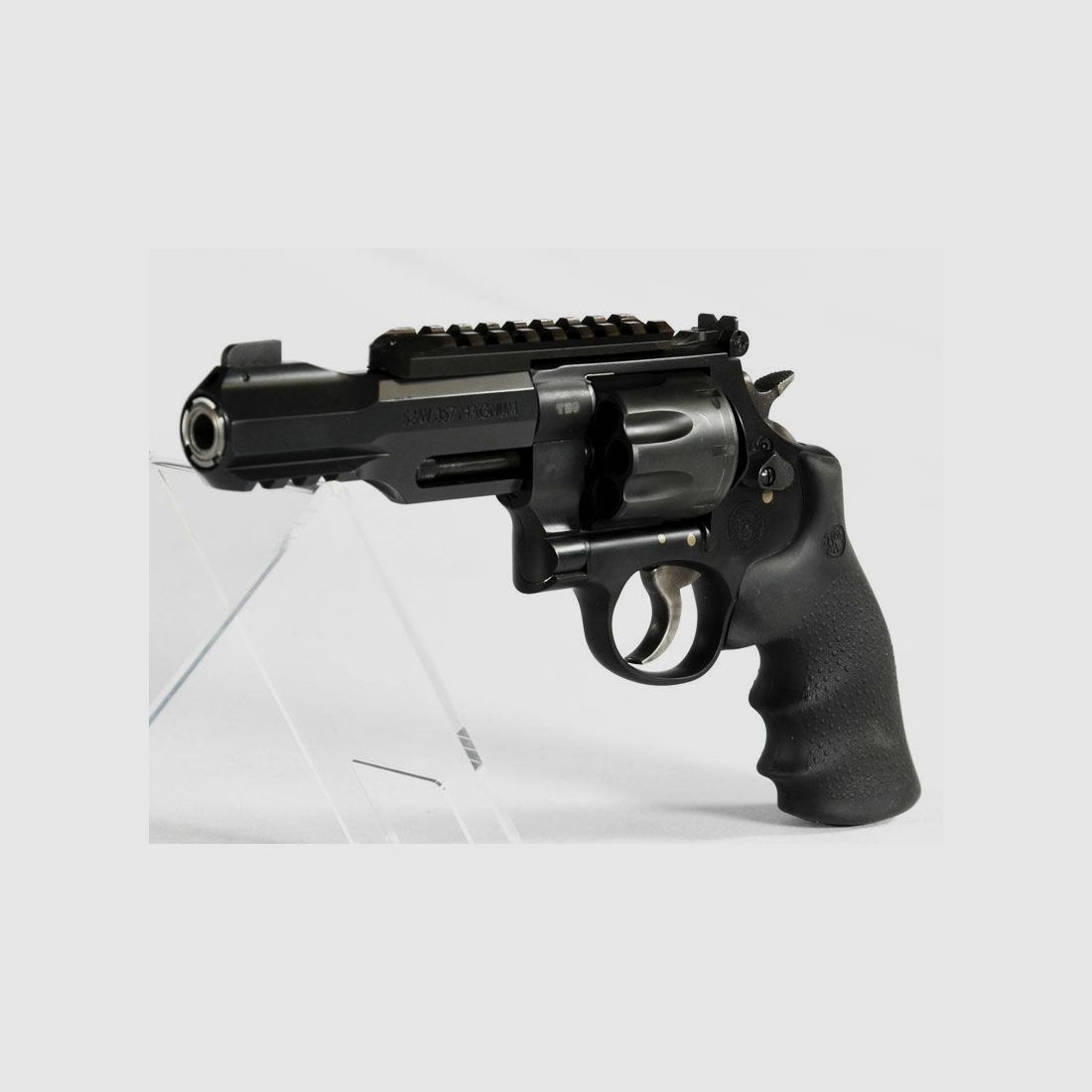 Smith & Wesson M&P R8, 5"-Lauf