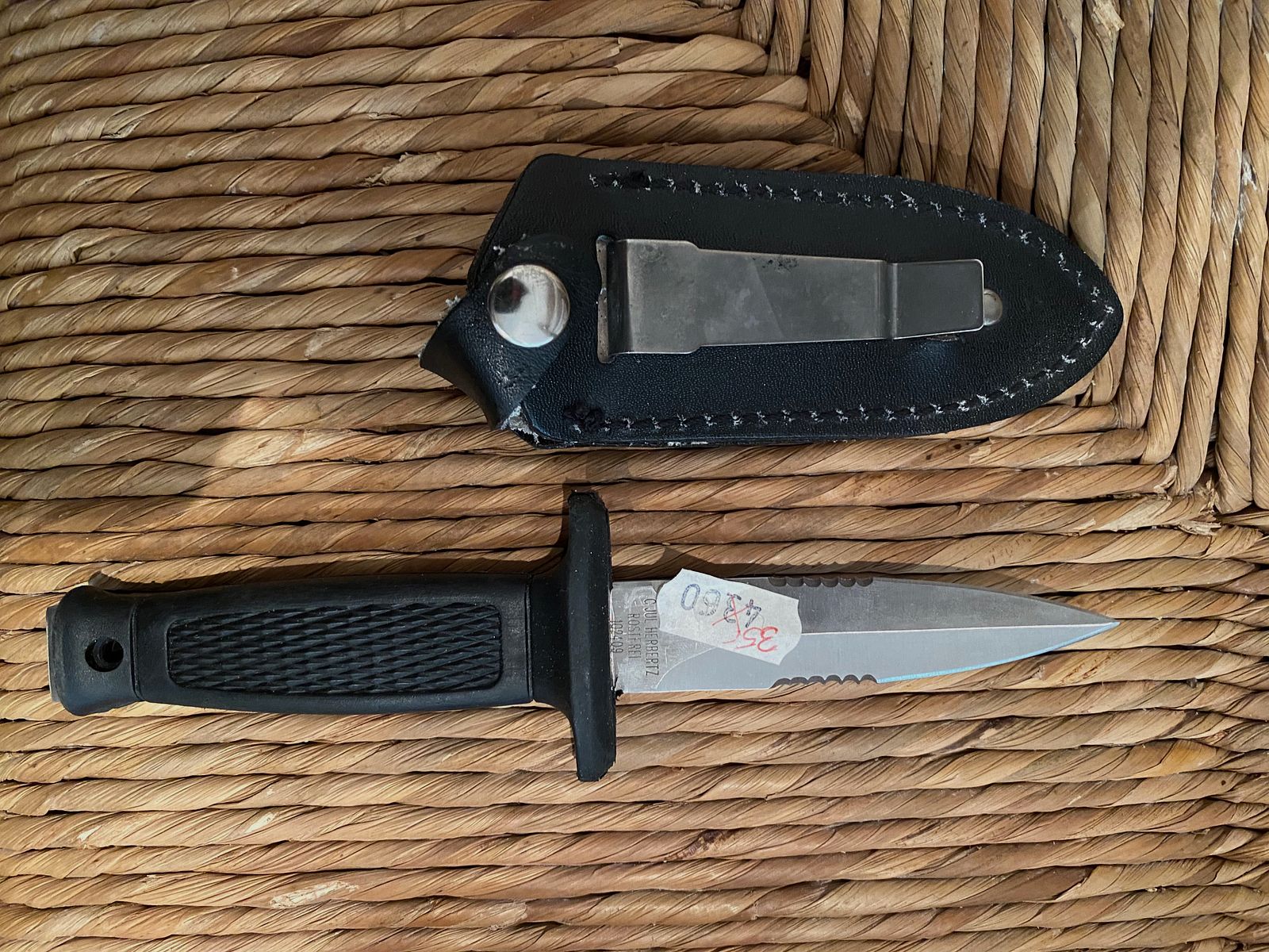 Nóż nurkowy / nóż outdoorowy z pochwą