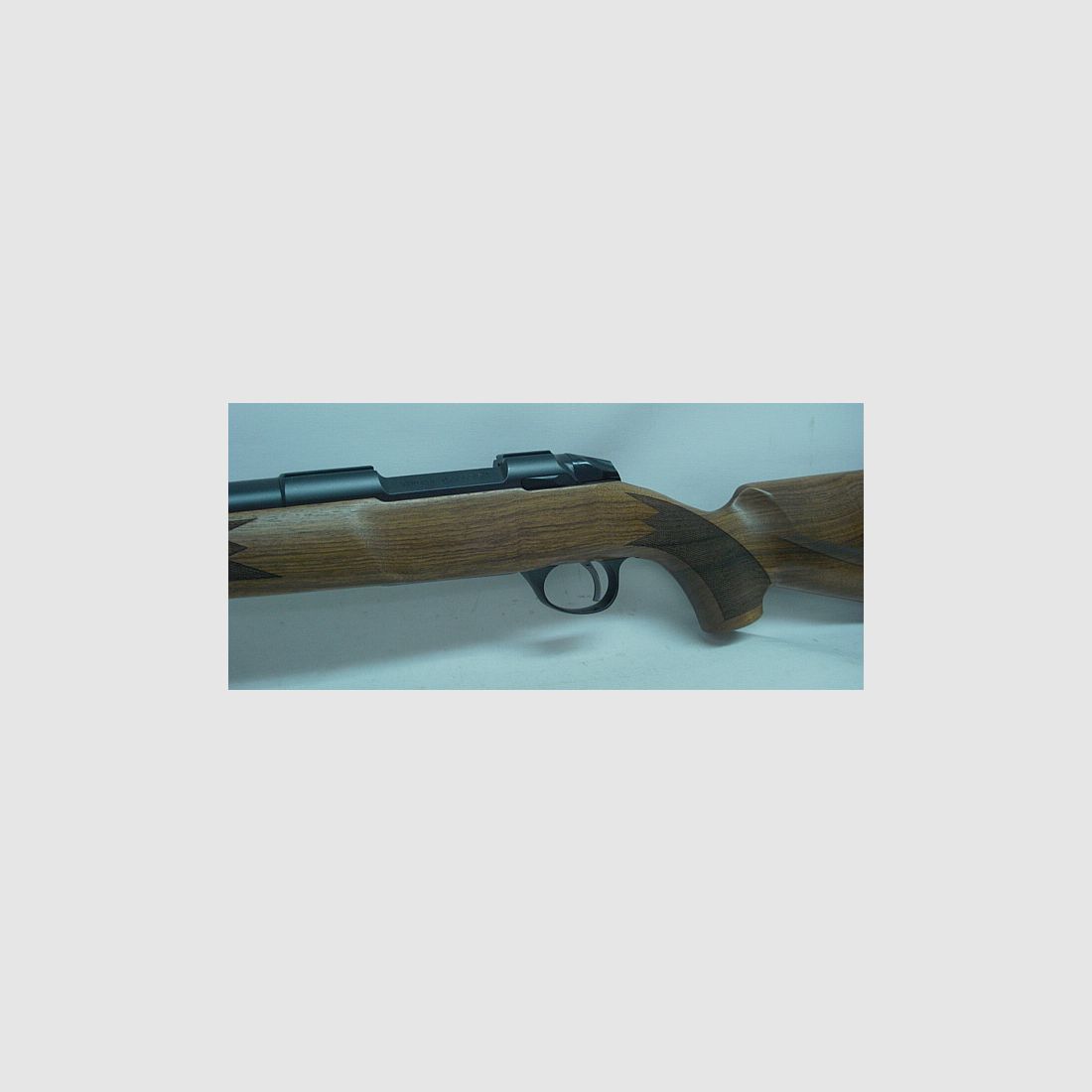 85 Varmint Fluted LL51 MG oV - .308Win, culata de madera, disparo de escopeta.