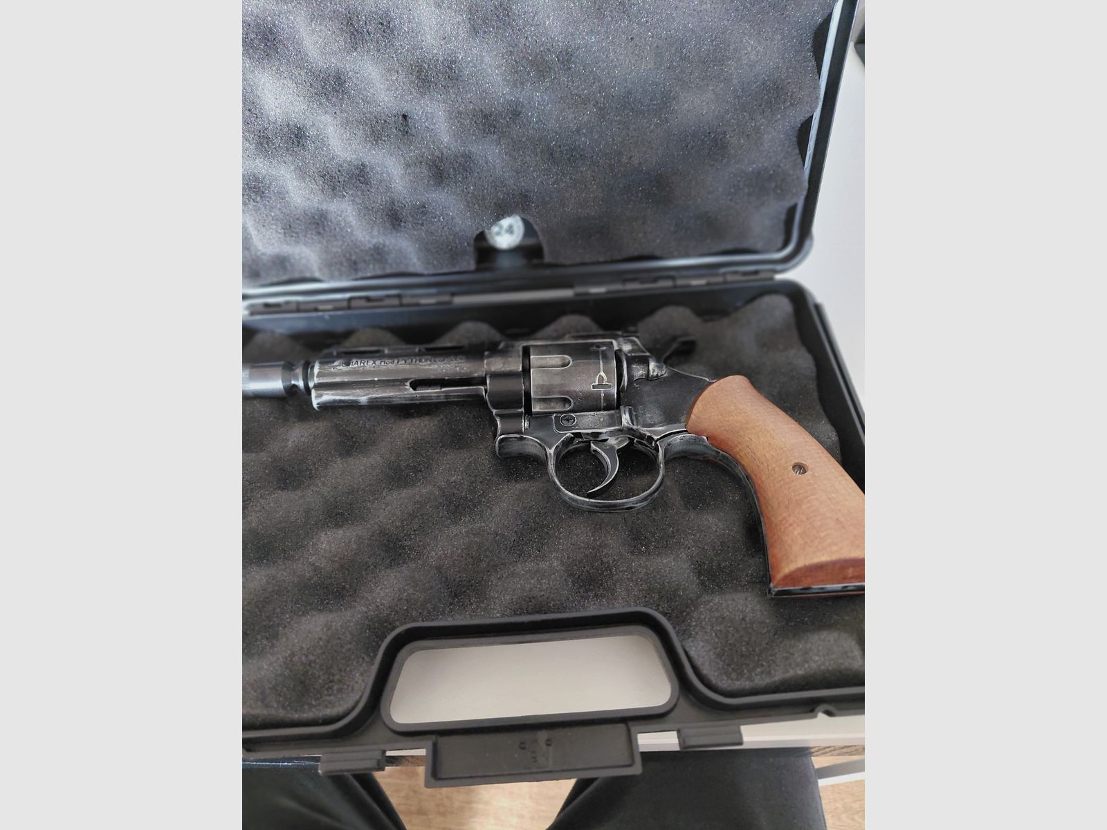 Umarex Revolver  python cal. 380 schreckschuss 