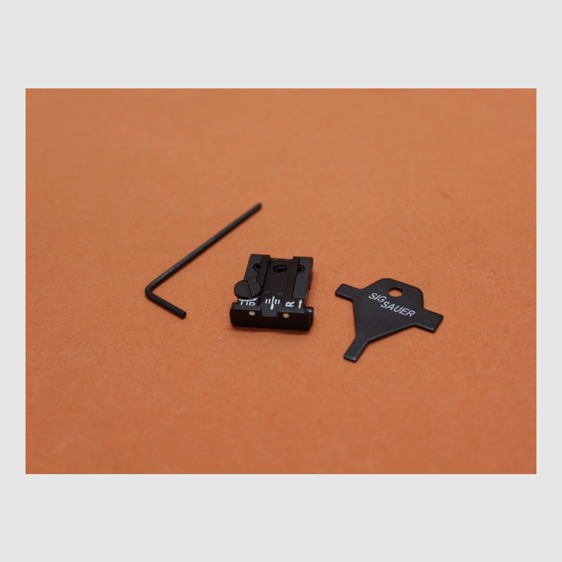 SIG Sauer SIG Sauer: Visor micrométrico LPA (TPU) para P226LDC hoja de mira 2-Dot con puntos de contraste