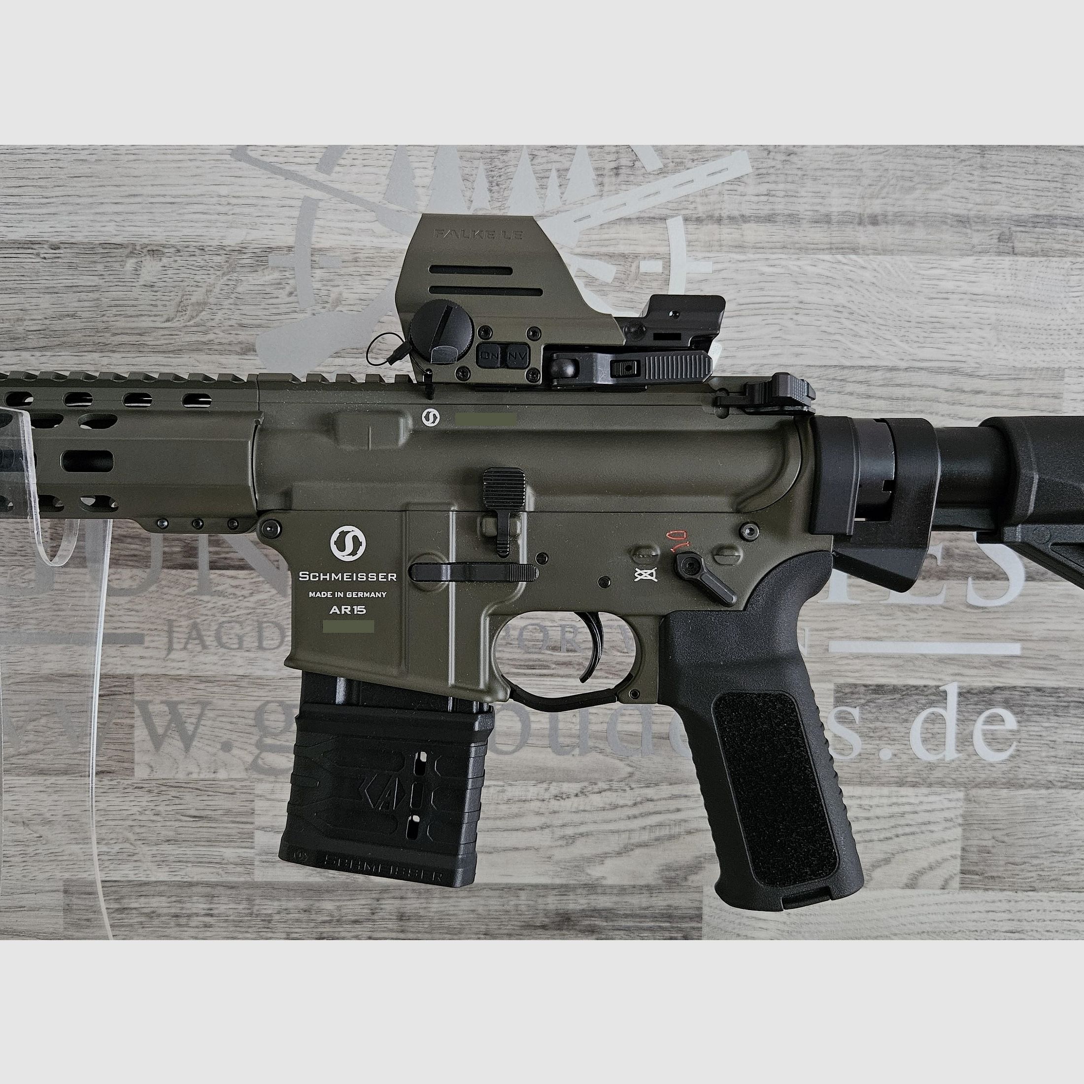 Schmeisser AR-15 M4FL OD Green 14,5" Kal. .223Rem. + Falke LE OD Green - versandkostenfrei - Neuware vom Fachhandel