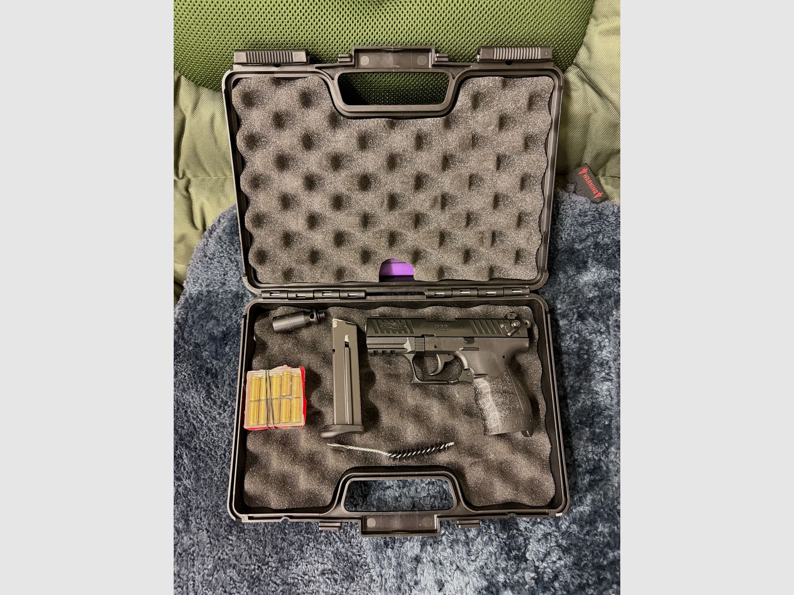 Walther P22 blank firing 9mm pak top condition
