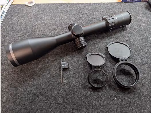 Minox Allrounder 3-15x56 con slitta
