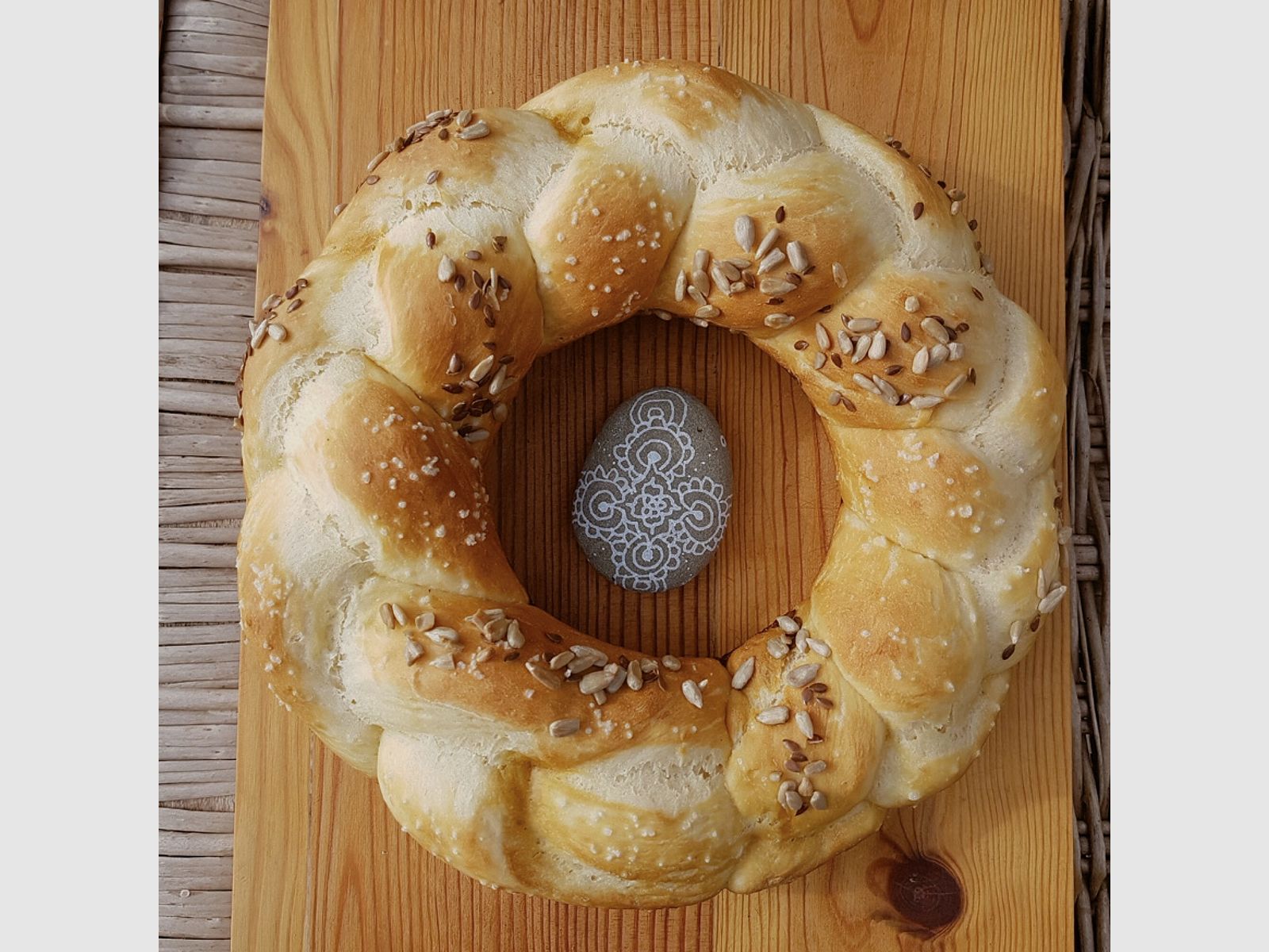 Pieczenie chleba proste i pyszne – Przepisy na piekarnik Omnia – Książka kucharska, zdjęcie 5 z 8