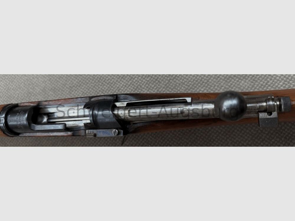 Fusil de salut Carl Gustafs avec estampille BKA Salut