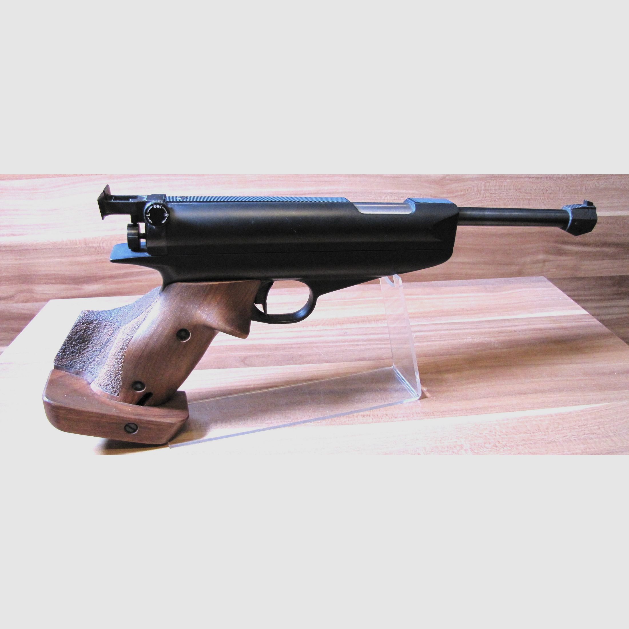 Match pistolet à air comprimé Feinwerkbau 65