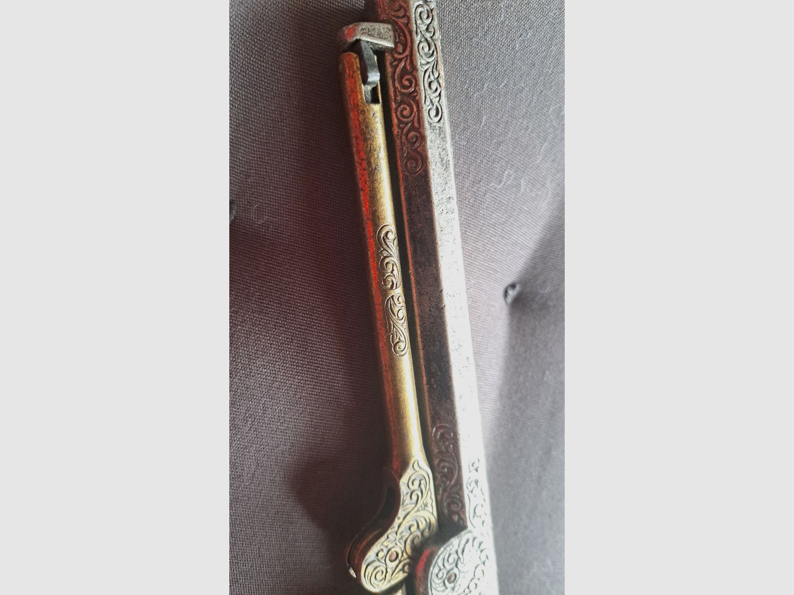 Deko Waffe Colt Model Navy 1851