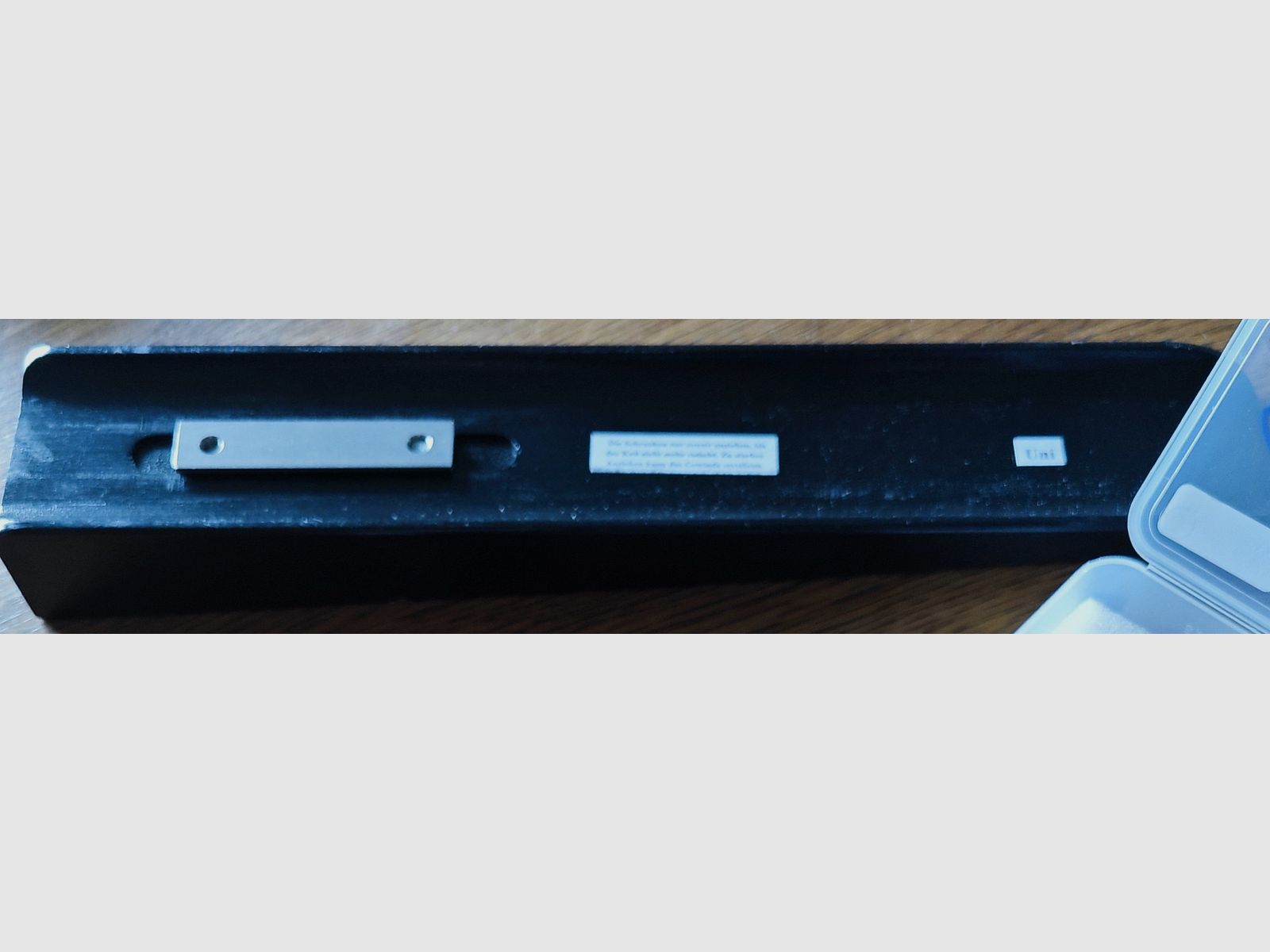 Podkładka uni czarna drewno