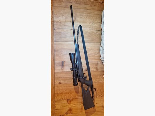 Blaser R8 mit Zielfernrohr