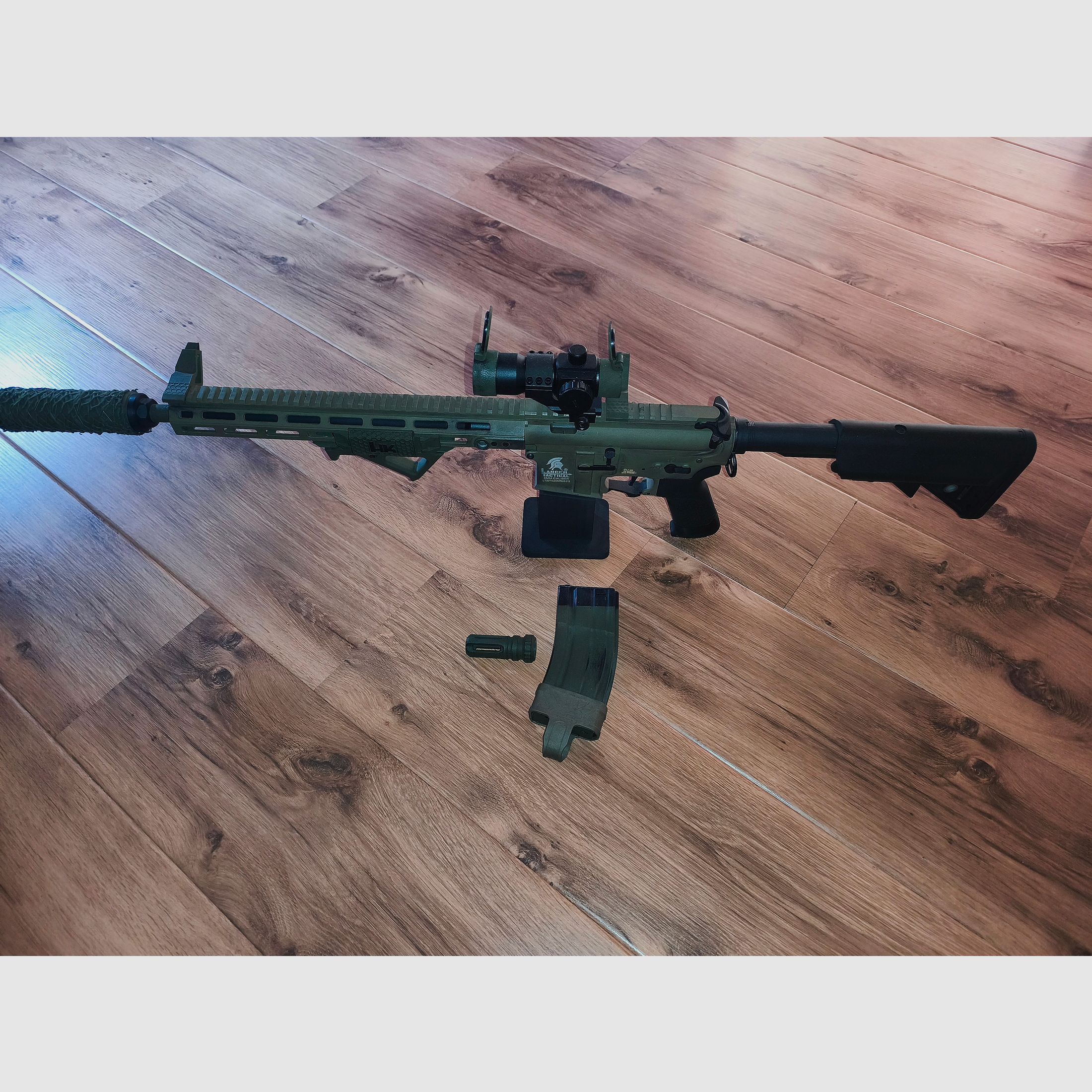 Lancer Tactical LT-32 DMR / Ar15 Airsoft