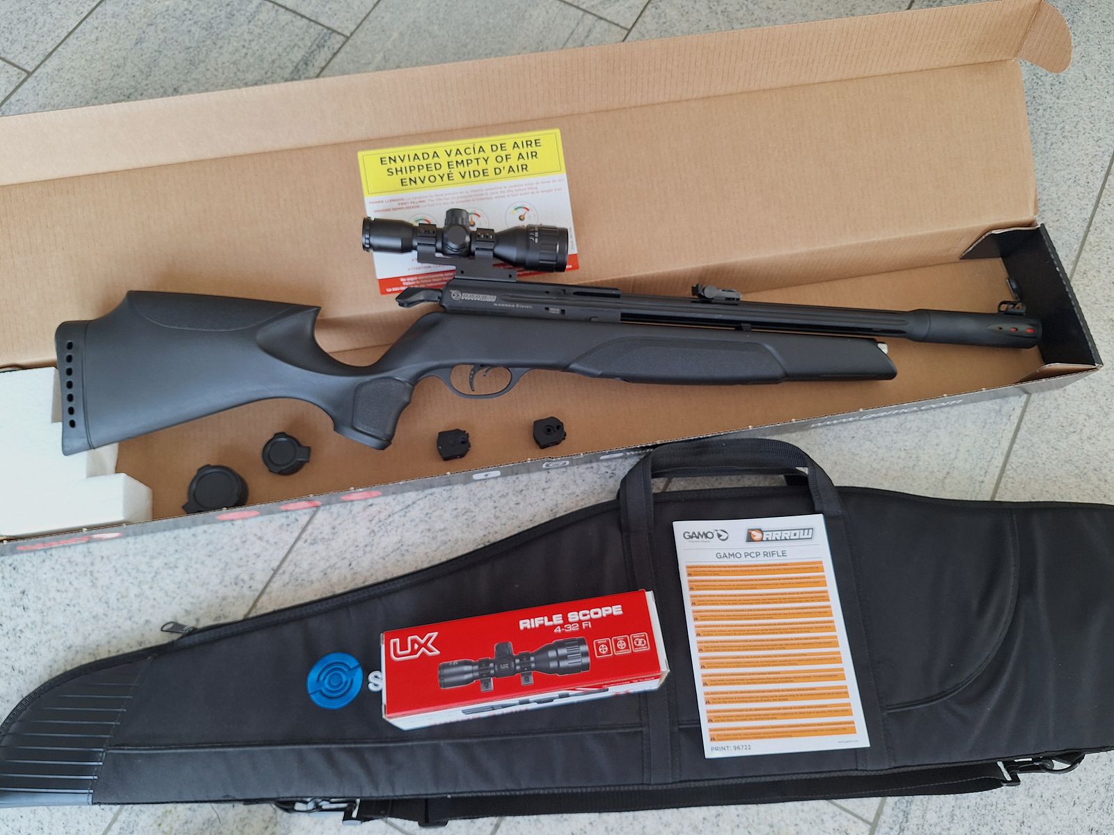 Gamo Arrow PCP karabin pneumatyczny 4,5mm w zestawie z 2x10 magazynkiem