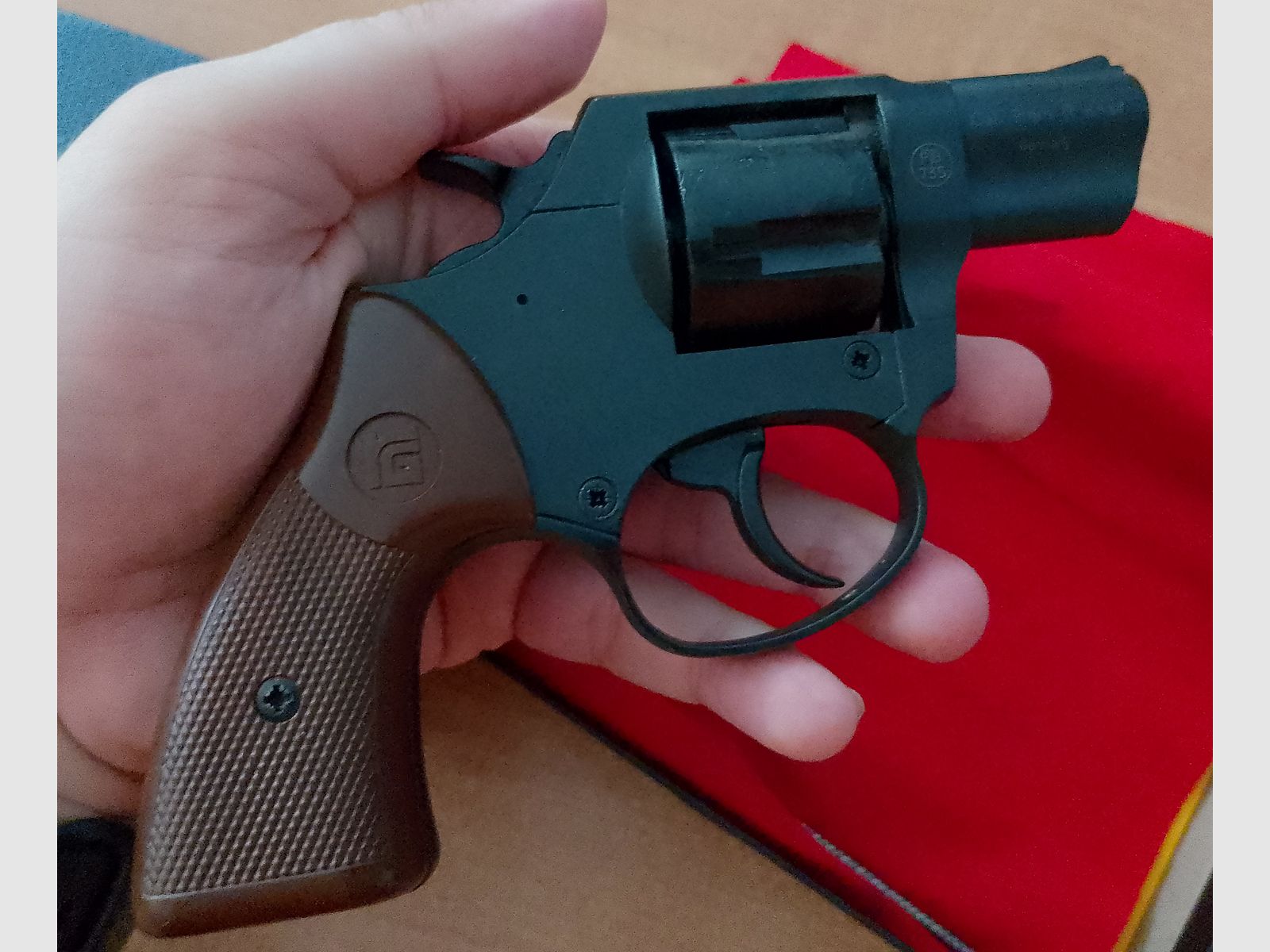 Röhm RG 59N Le Petit Schreckschussrevolver im Kaliber 9mm R.K. mit OVP!