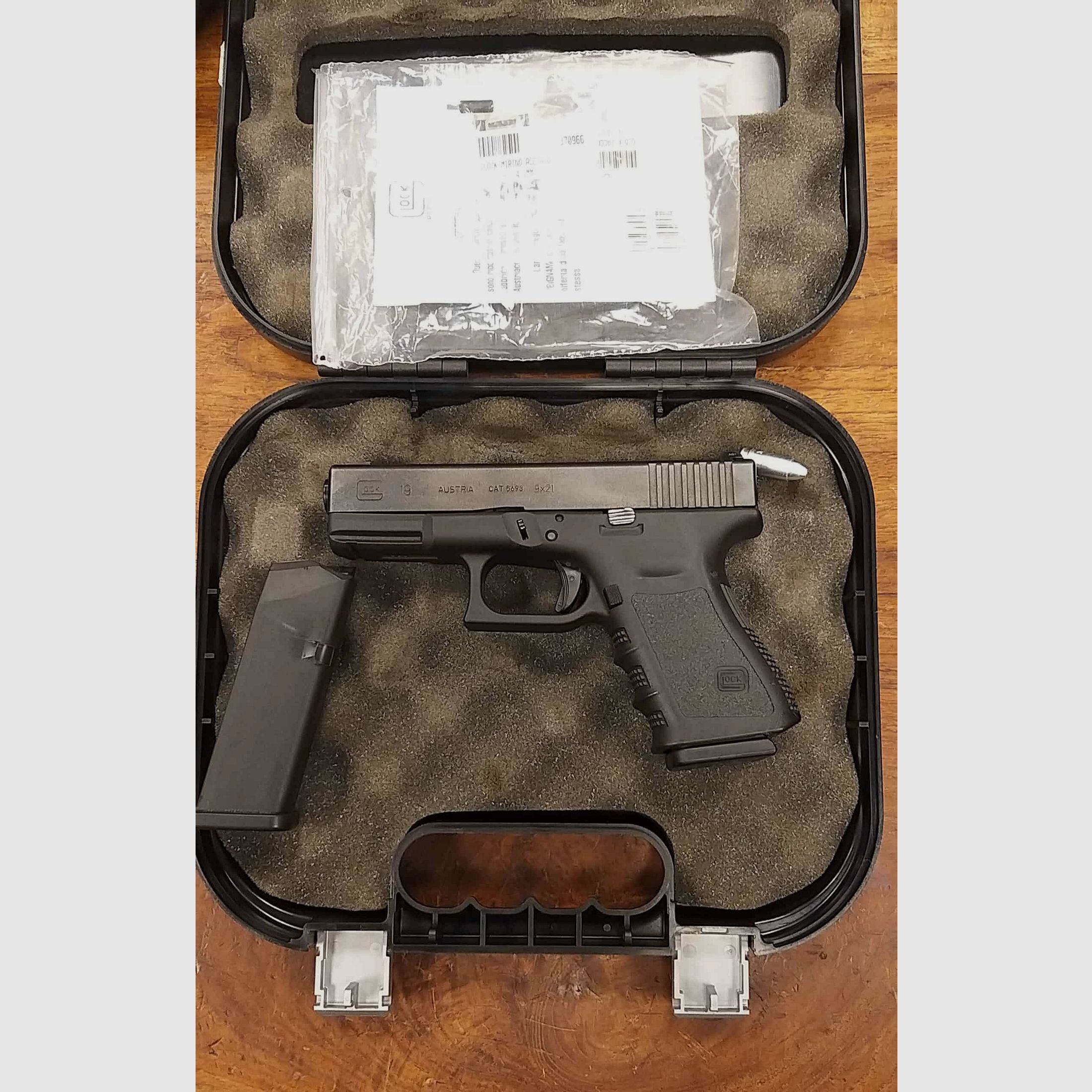 GLOCK 19 GEN3, zdjęcie 1 z 4
