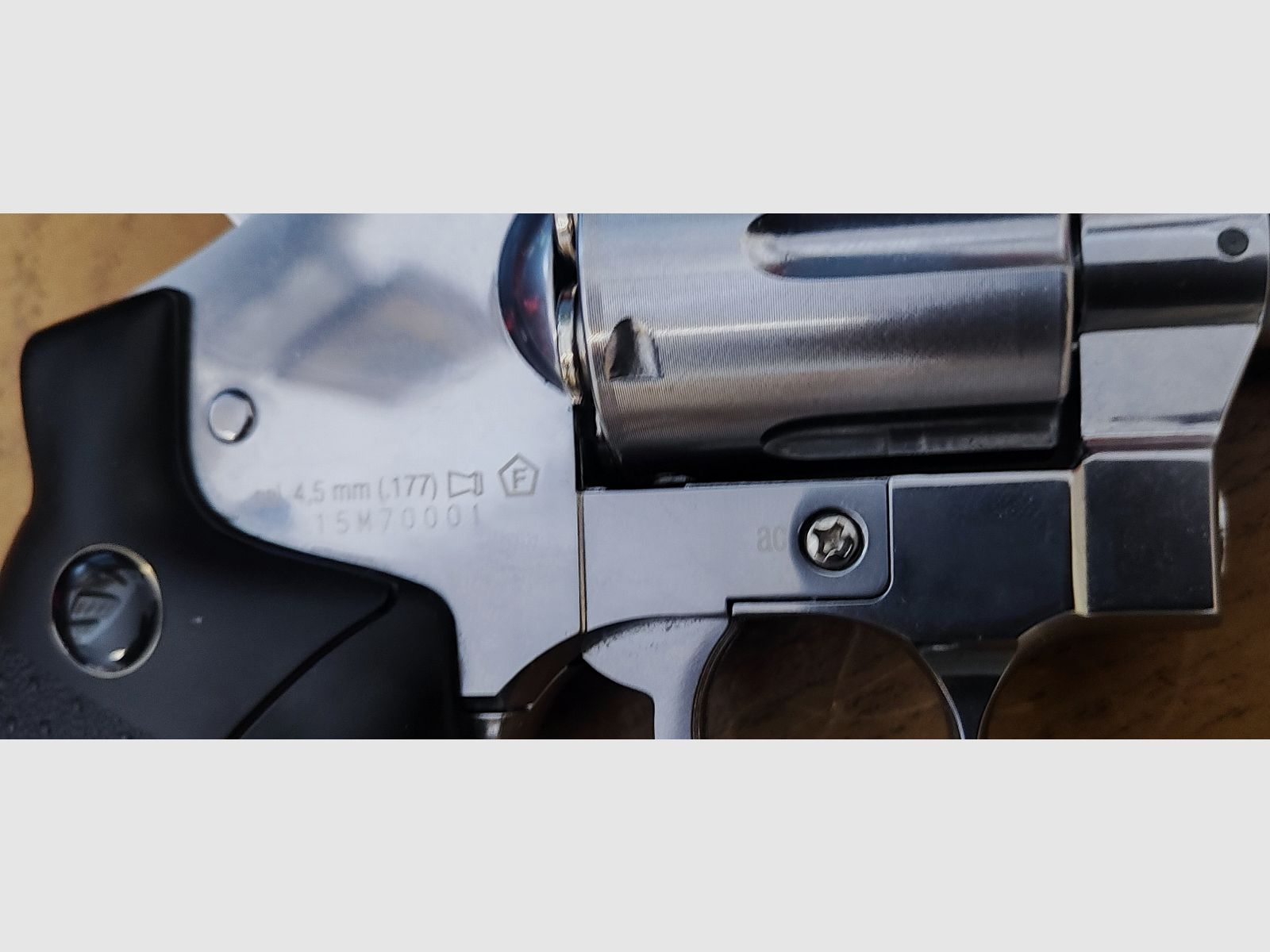 Legends - S40 CO2 Revolver Cal. 1.77 (4,5mm Diabolo)