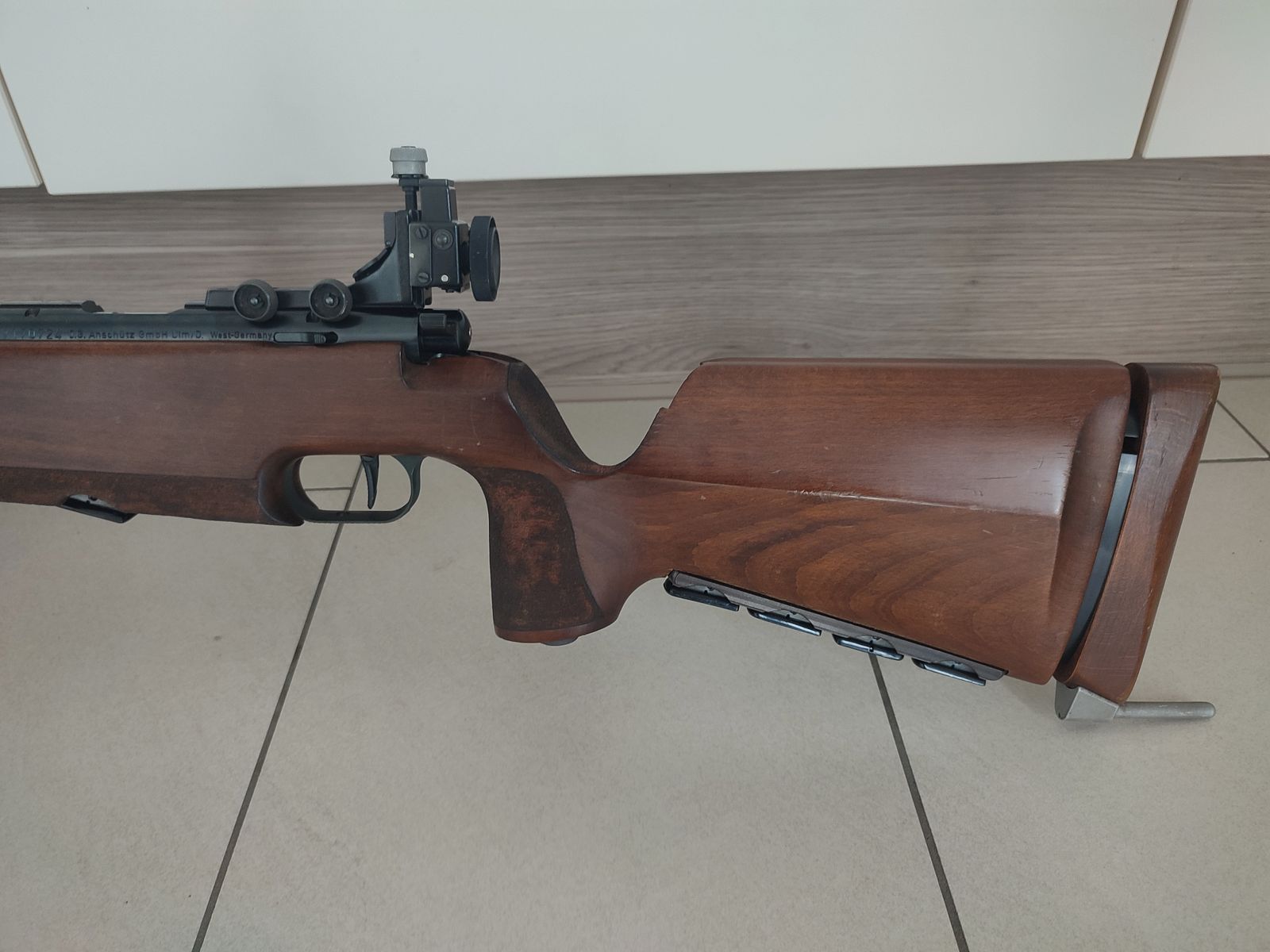 Anschütz 1427 Biathlon Repetierer Benchrest .22 KK + 2.000 Schuss Matchmunition
