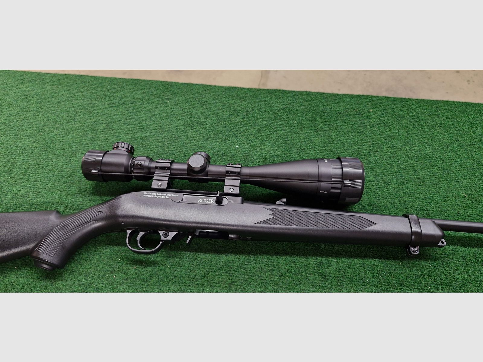 Ruger 10/22 - CO²-Gewehr mit 10-Schuss-Magazin und Zielfernrohr, Diabolo, Zubehör