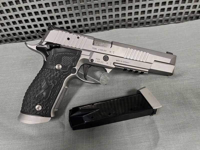 Sig Sauer P226 X-Six Supermatch