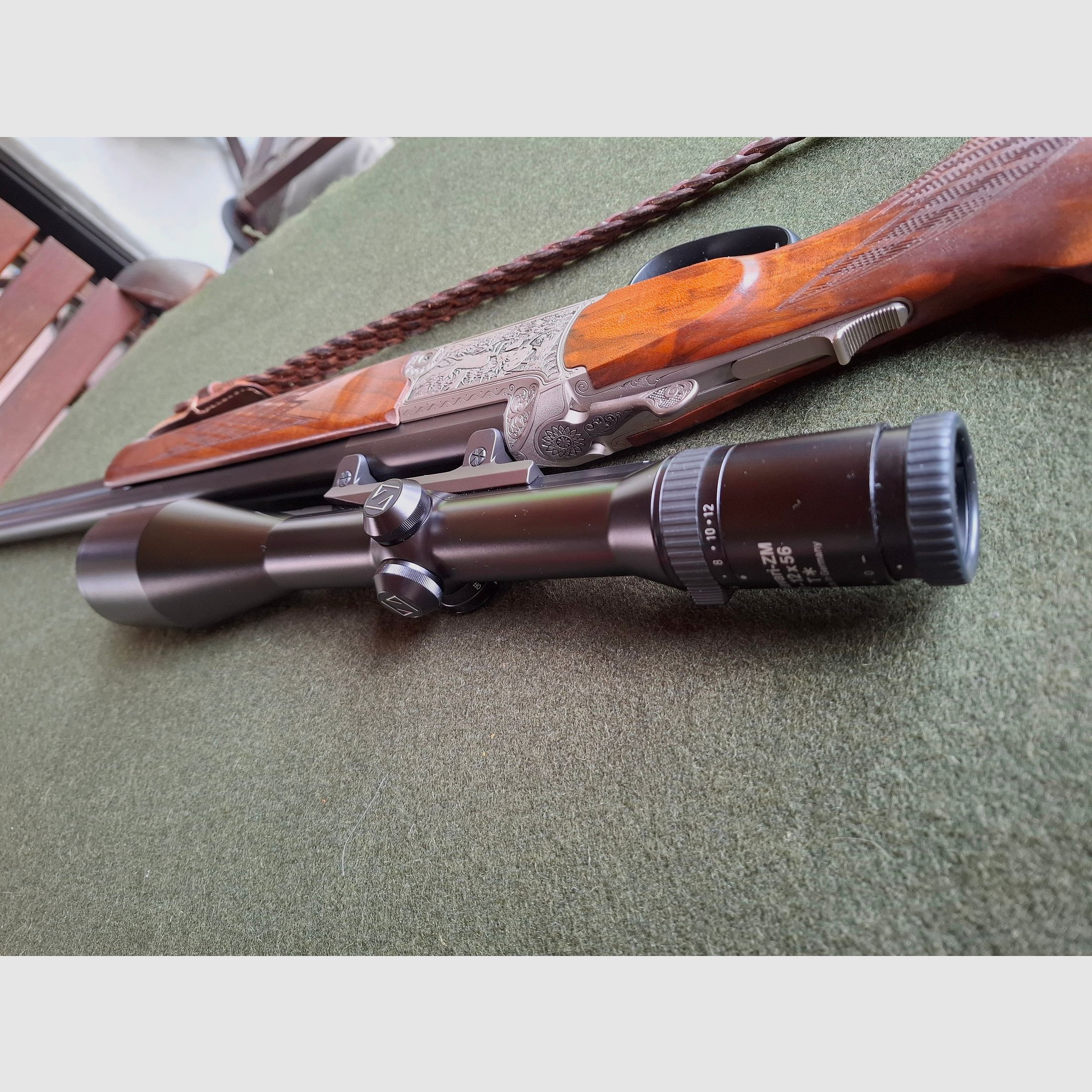 Bockbüchsflinte von Blaser mit Zielfernrohr