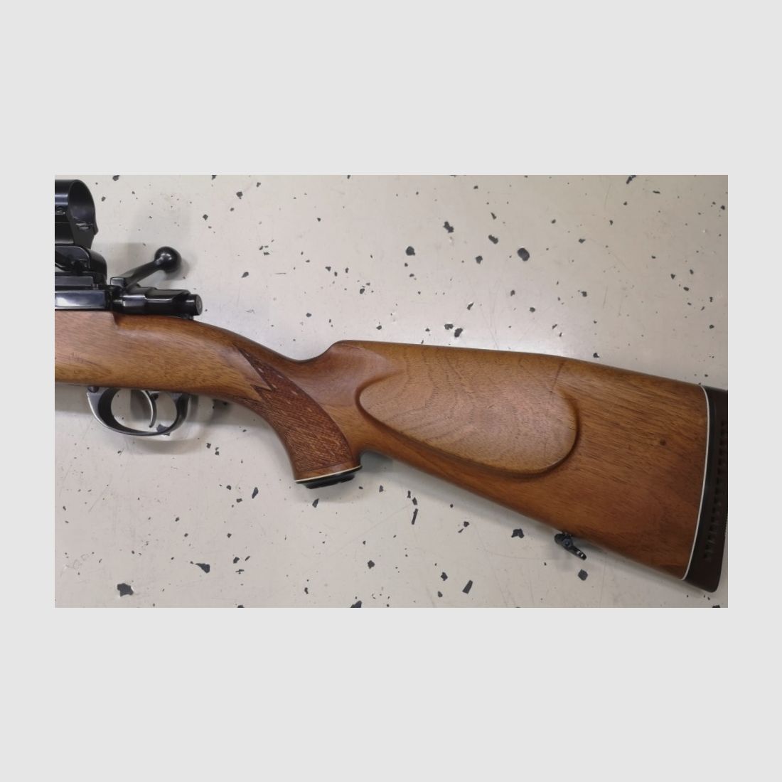 Rifle de repetición Kettner L83 Zastava Jagd en estado como nuevo .30-06Spr.
