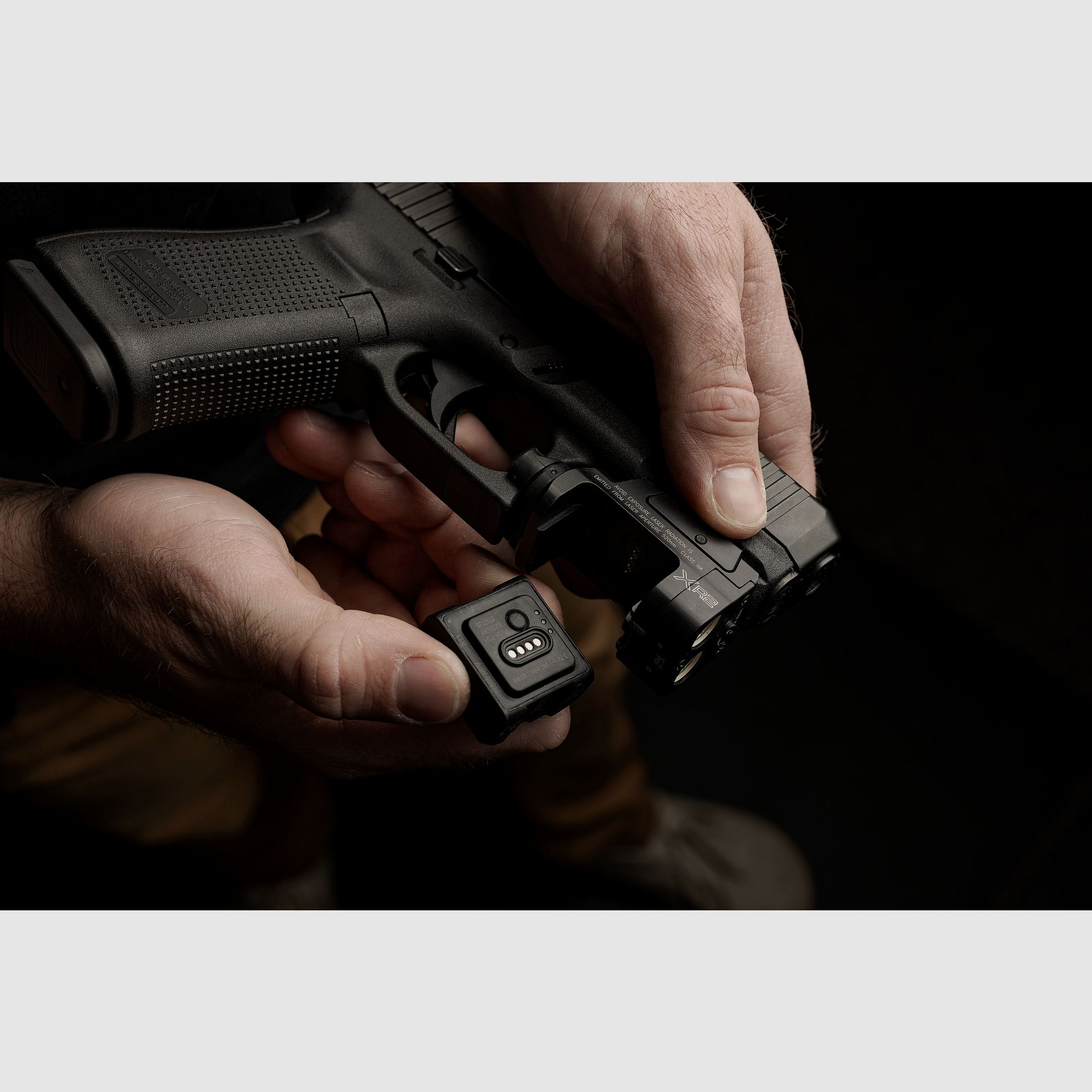 SUREFIRE XR2-A-GN Ultra-Compact LED Handgun Light with Green Laser Sight, Bild 3 von 7