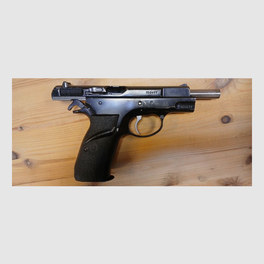 CZ Uhersky Brod / Brünner 75