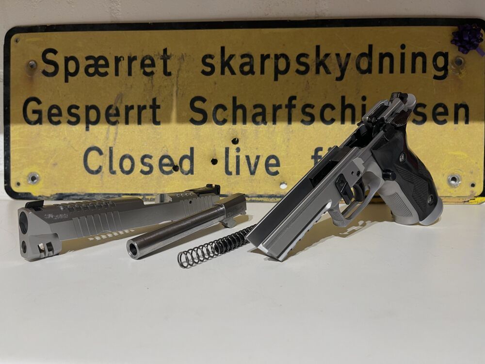 SIG Sauer P226 X-Five Skeleton (Mastershop)