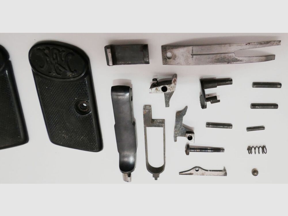 Ensemble de pièces Fabrique Nationale Ensemble de pièces FN Baby