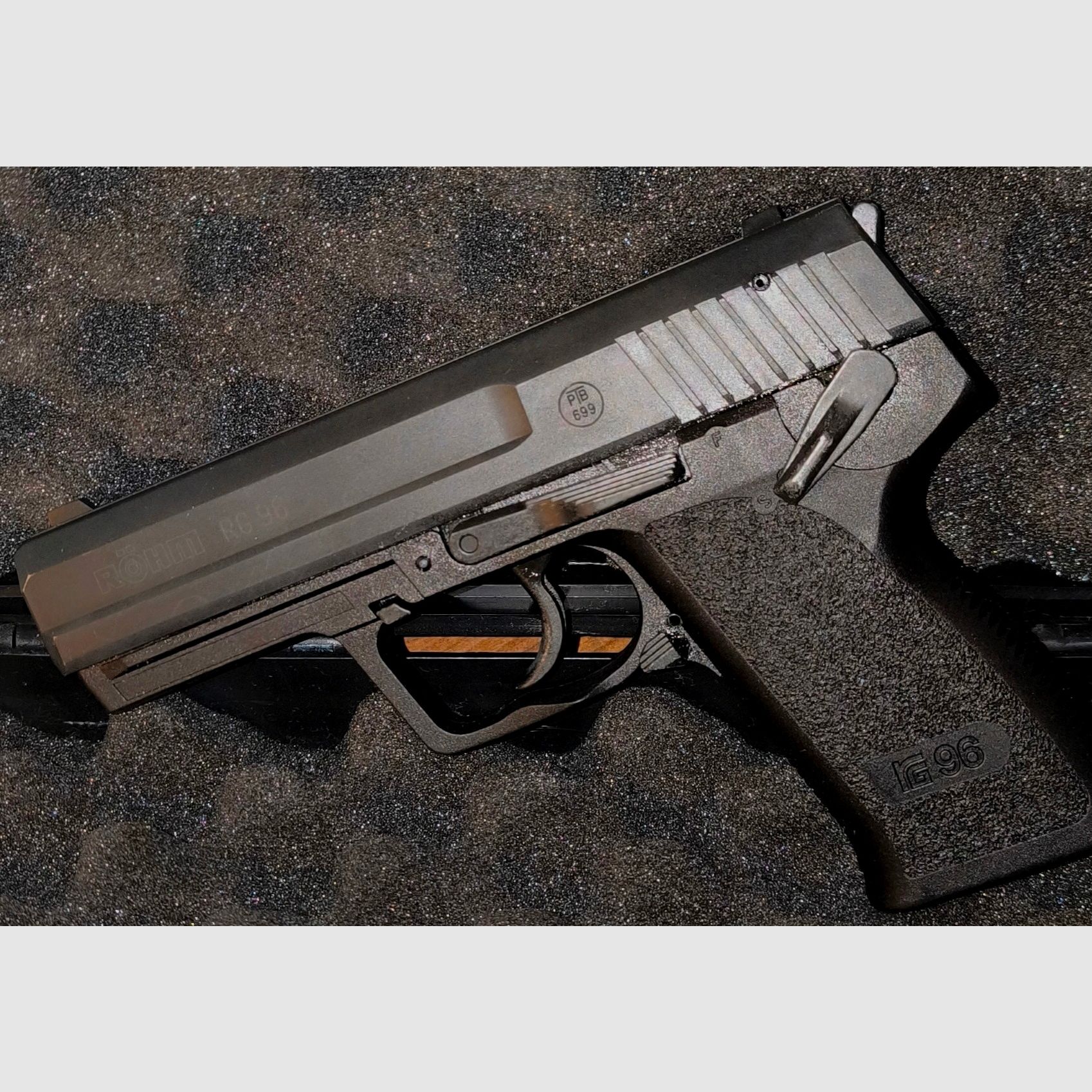 Gas - Schreckschuss SRS Waffe, Röhm RG96 in 9mmPAK, Gebraucht