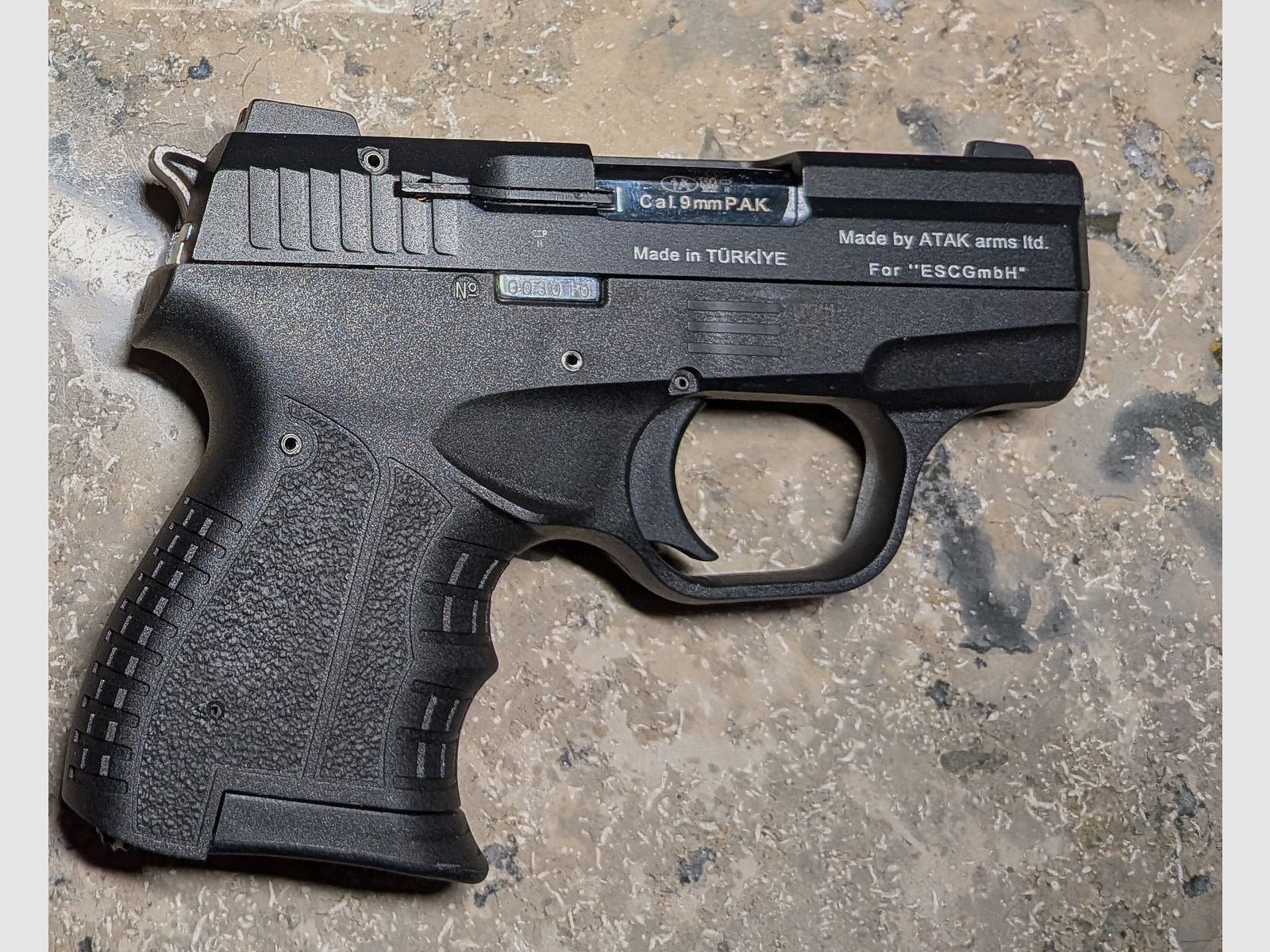 Zoraki 906 Old PTB 946 blank firing pistol black