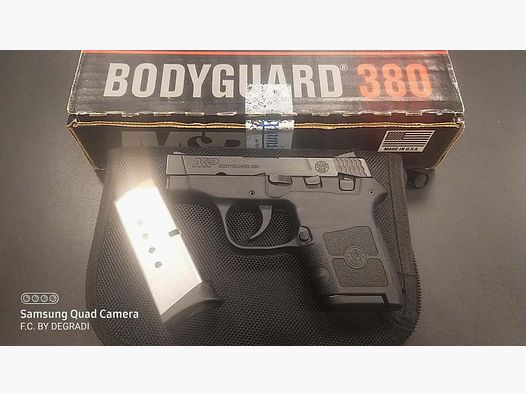 SMITH & WESSON M&P BODYGUARD 380 AUTO (9 CORTO)