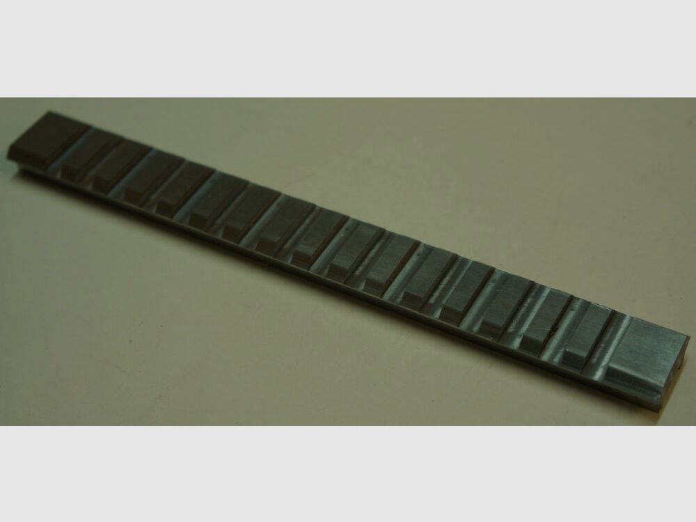Swabian Arms GmbH SAR M41 Picatinny rail 180mm long, blank with cutout suitable for MP5, G3, HK33, image 1 of 3