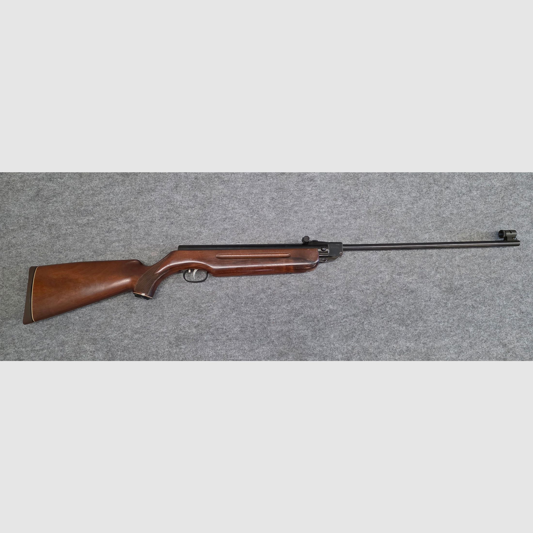 Mit seltenem Luxusschaft Weihrauch HW 35 von 1968 ohne F-Zeichen Knicklauf Luftgewehr Kaliber 4,5 mm HW35