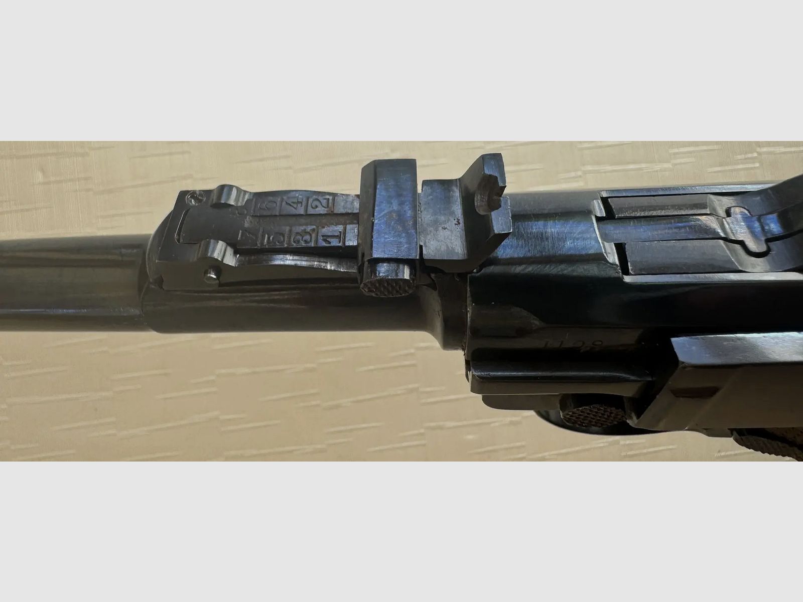 DWM P08 Artillerie – Lange Pistole 08 Modell 1915 mit Anschlagschaft